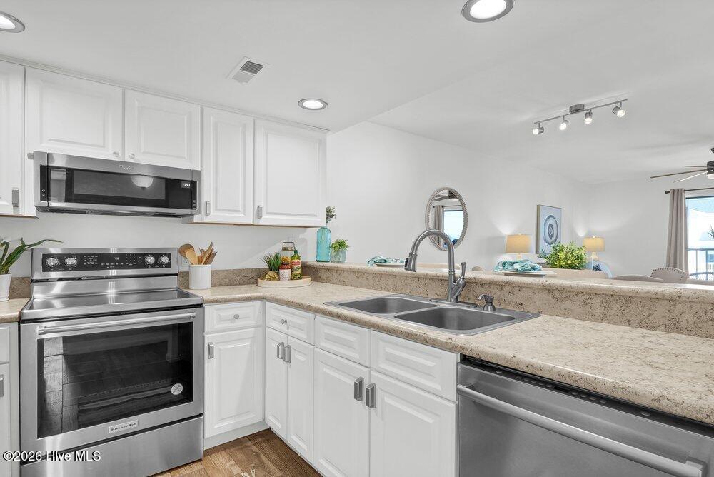 1518 Lake Park Boulevard S 3d