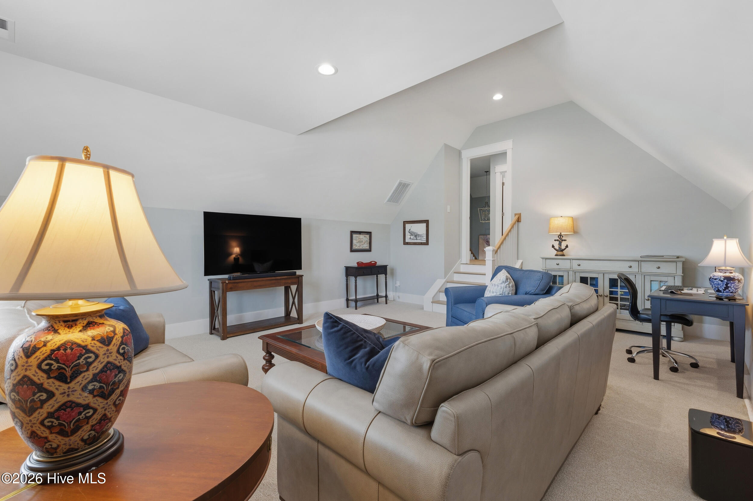 637 Bedminister Lane