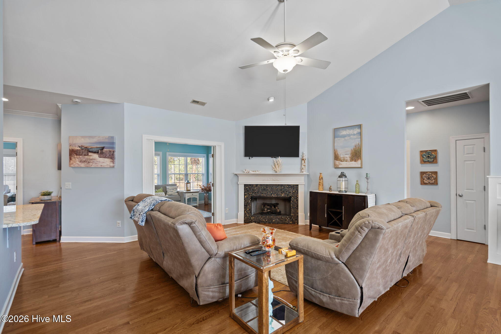 1148 Rivage Promenade