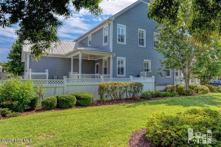 221 Silver Sloop Way