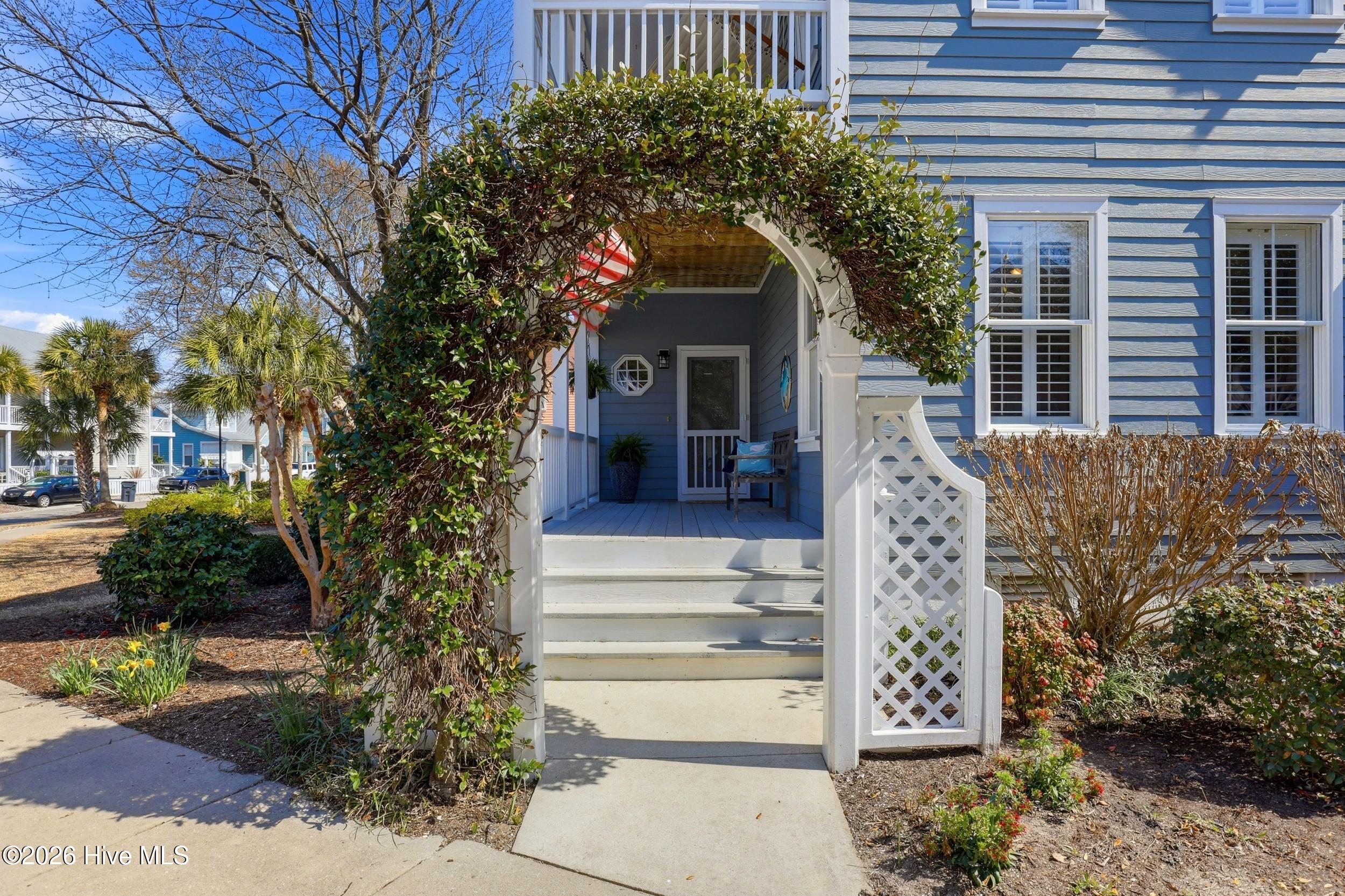 221 Silver Sloop Way