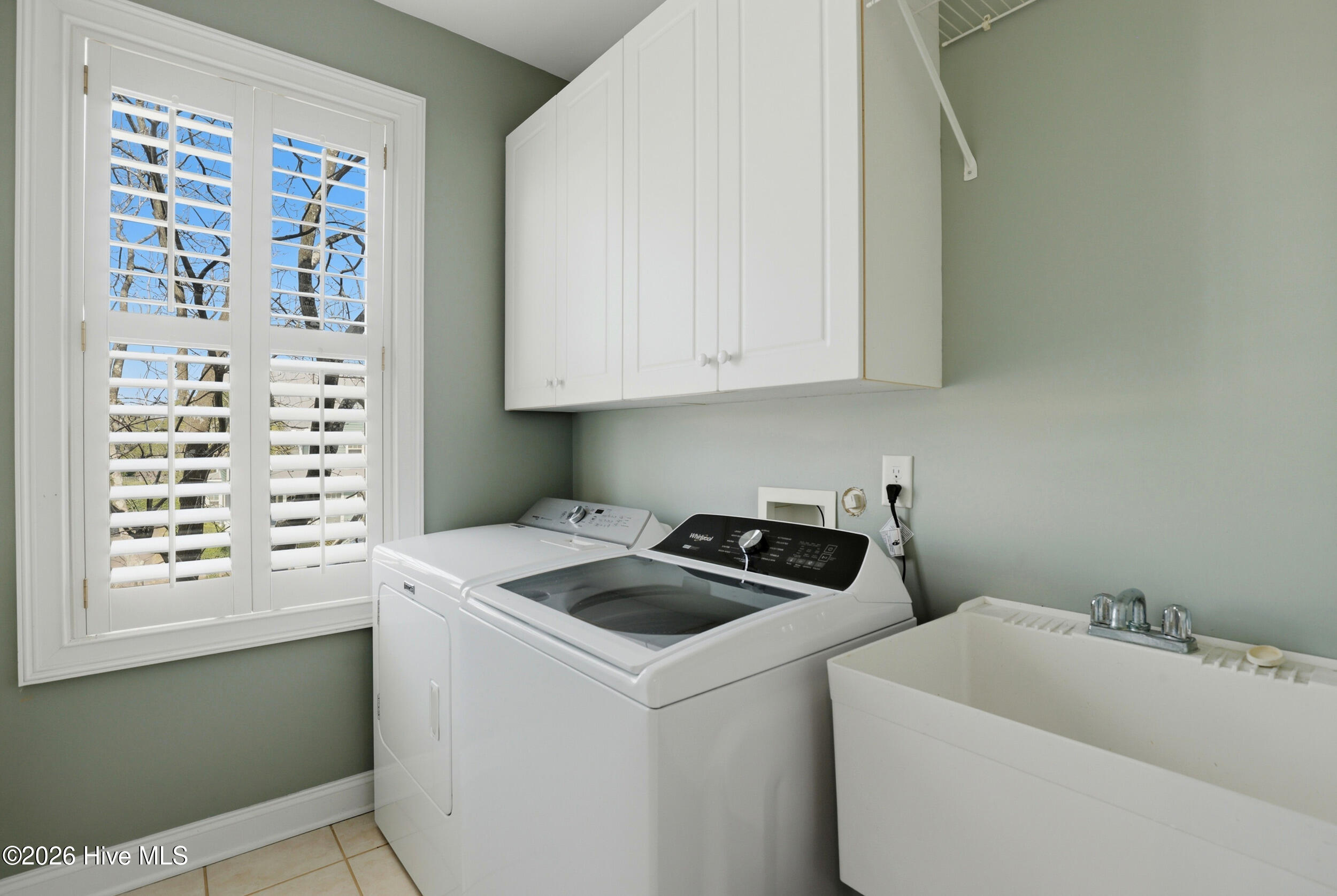 221 Silver Sloop Way