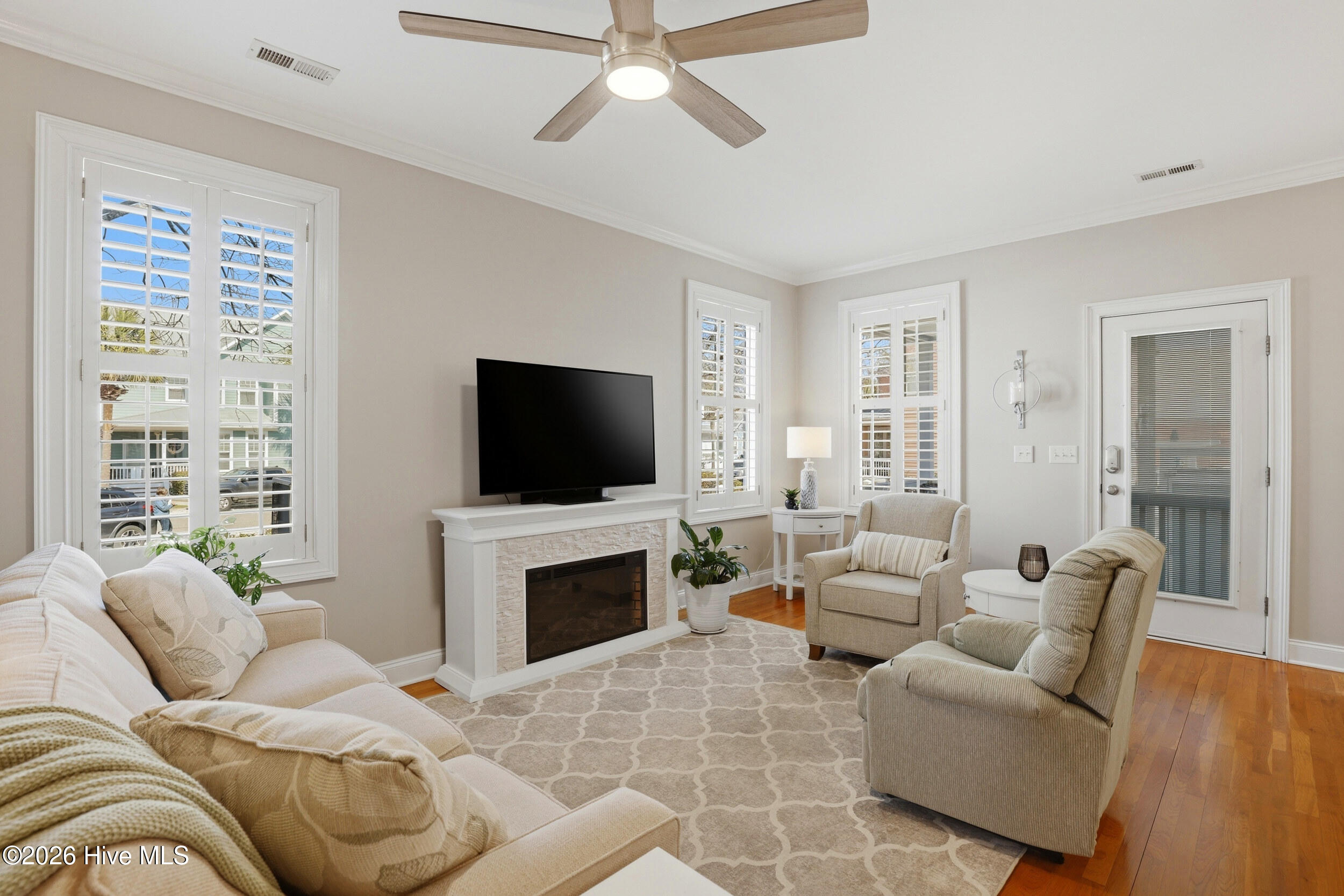 221 Silver Sloop Way