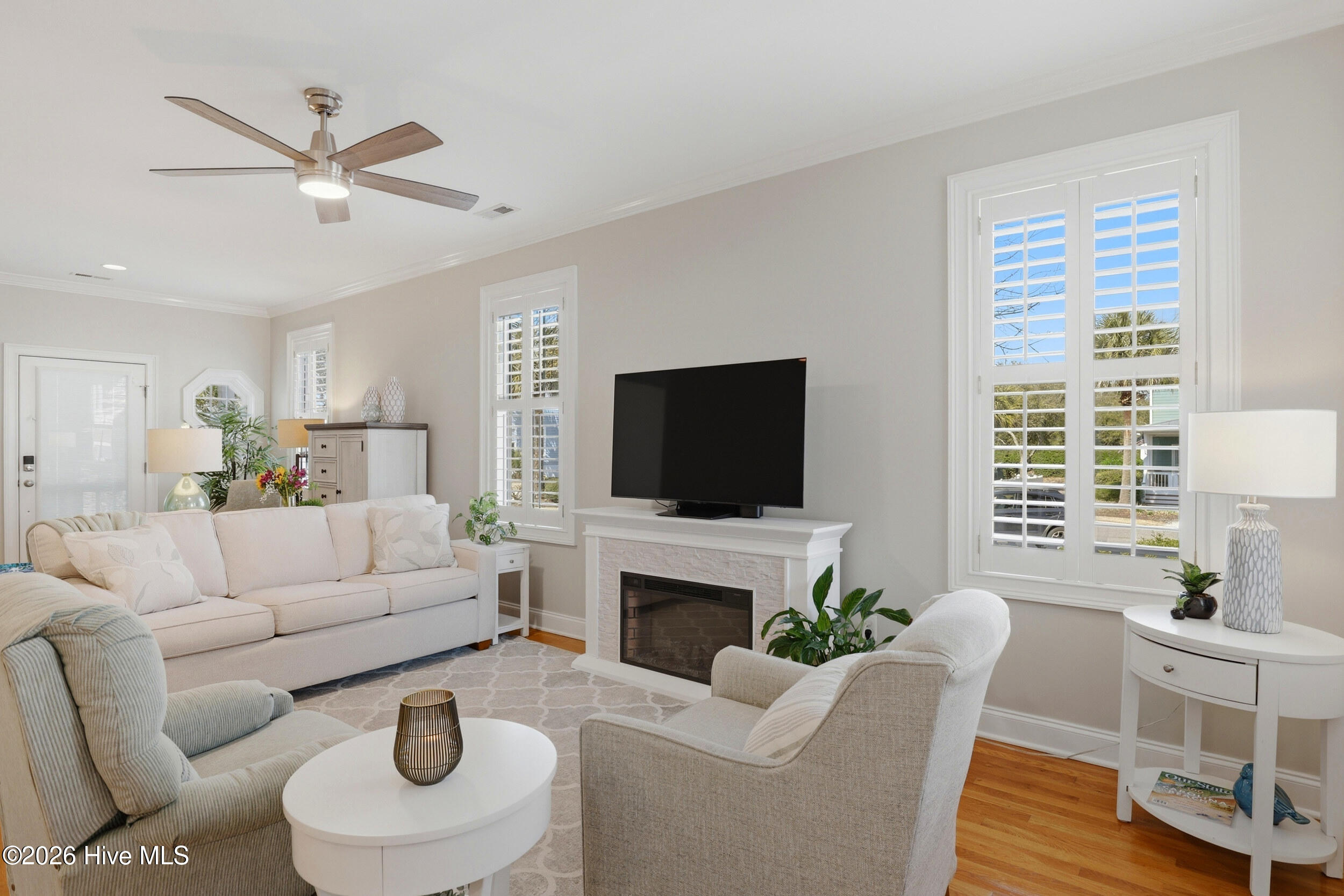 221 Silver Sloop Way