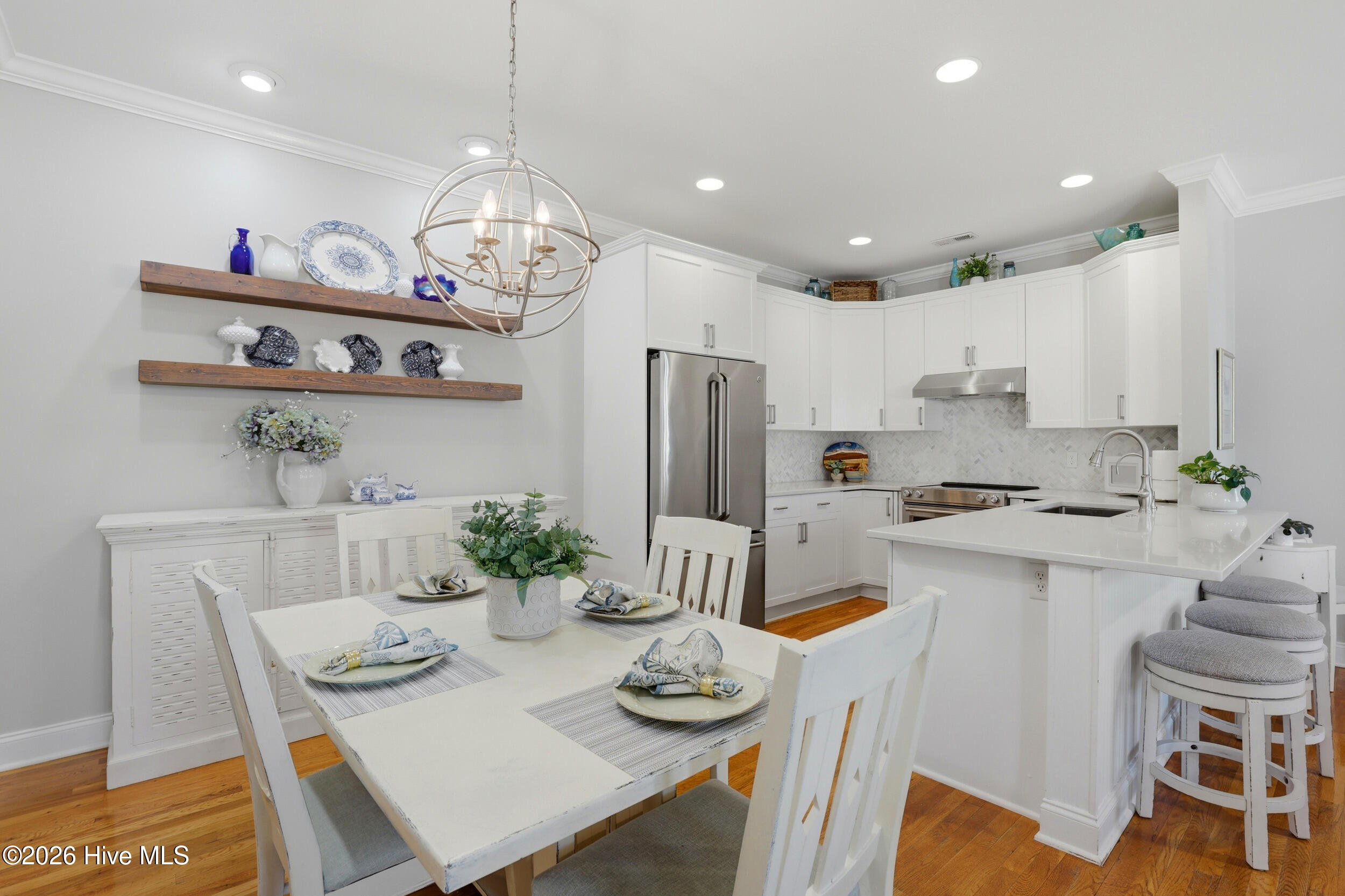 221 Silver Sloop Way