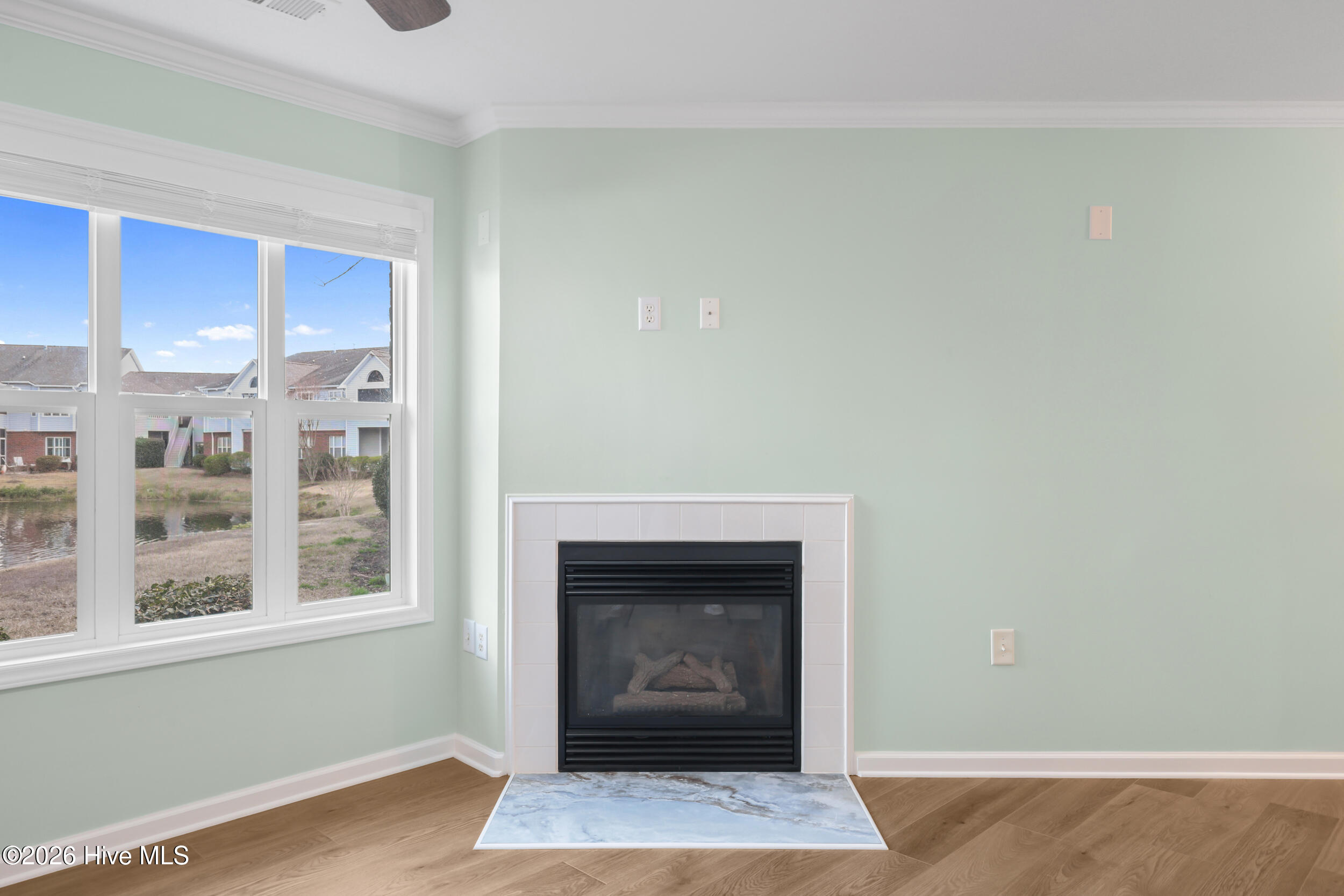 4122 Breezewood Drive 102