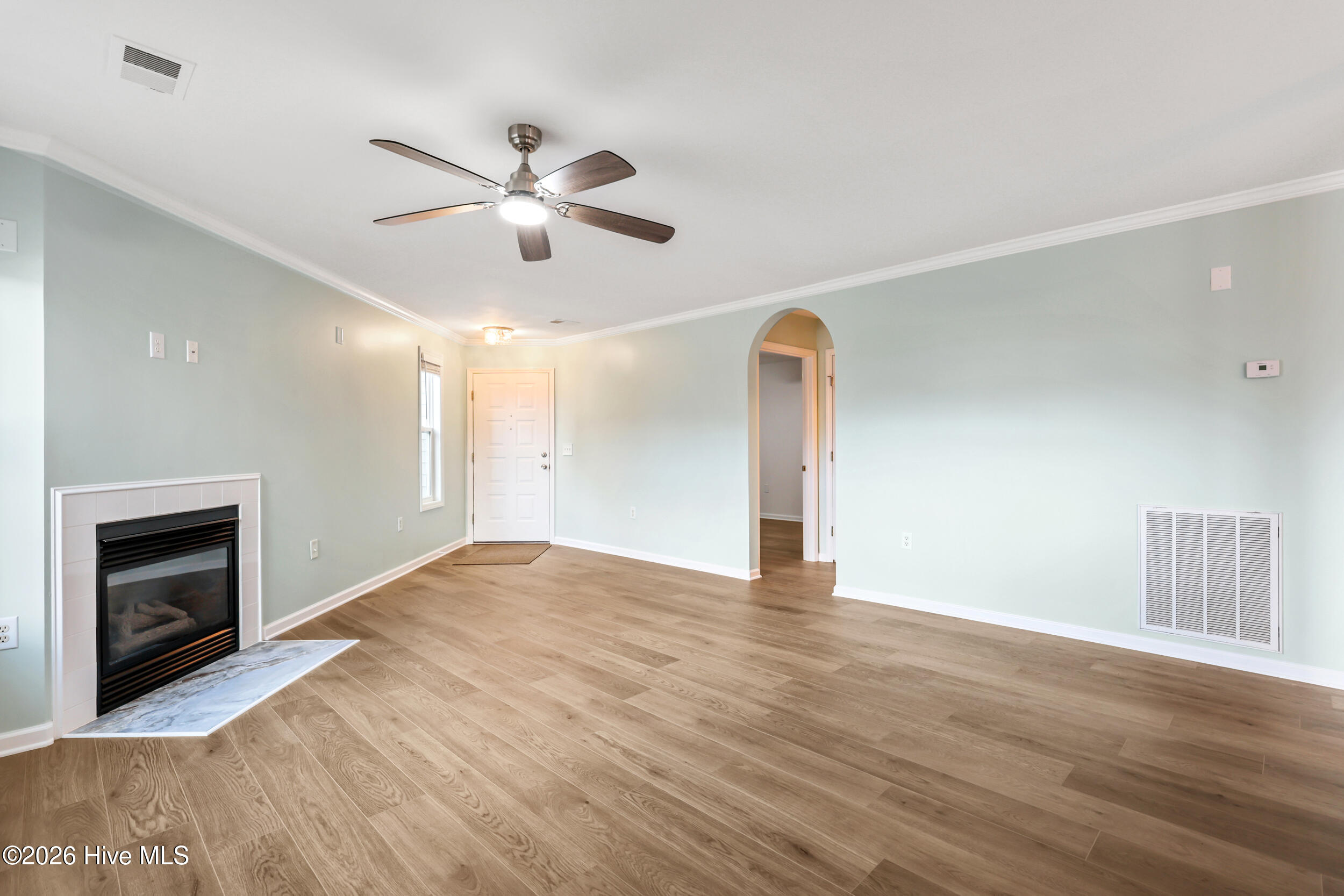 4122 Breezewood Drive 102