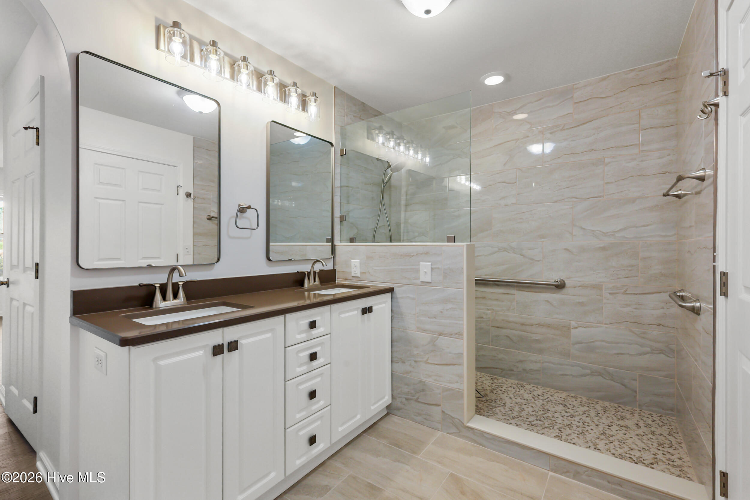 4122 Breezewood Drive 102