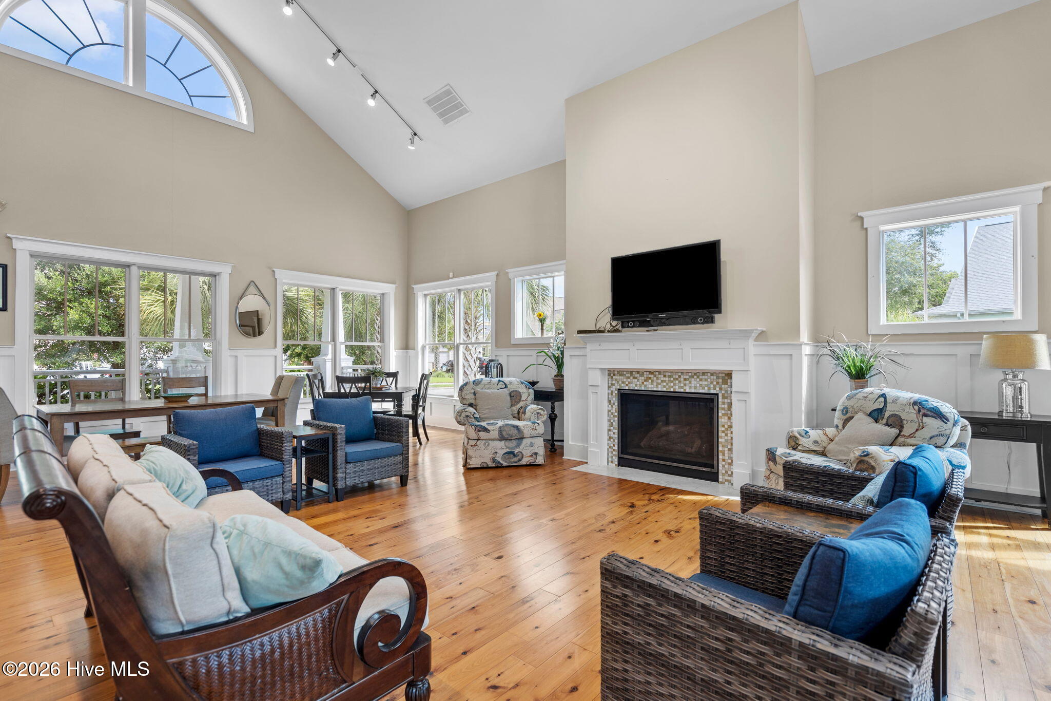 824 Cupola Drive
