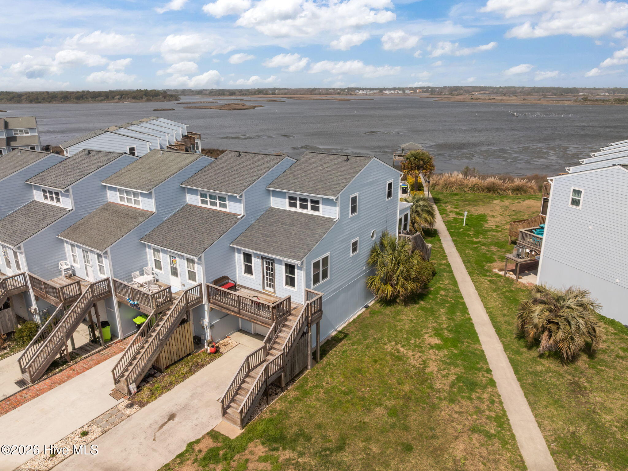 24 Bermuda Landing Place