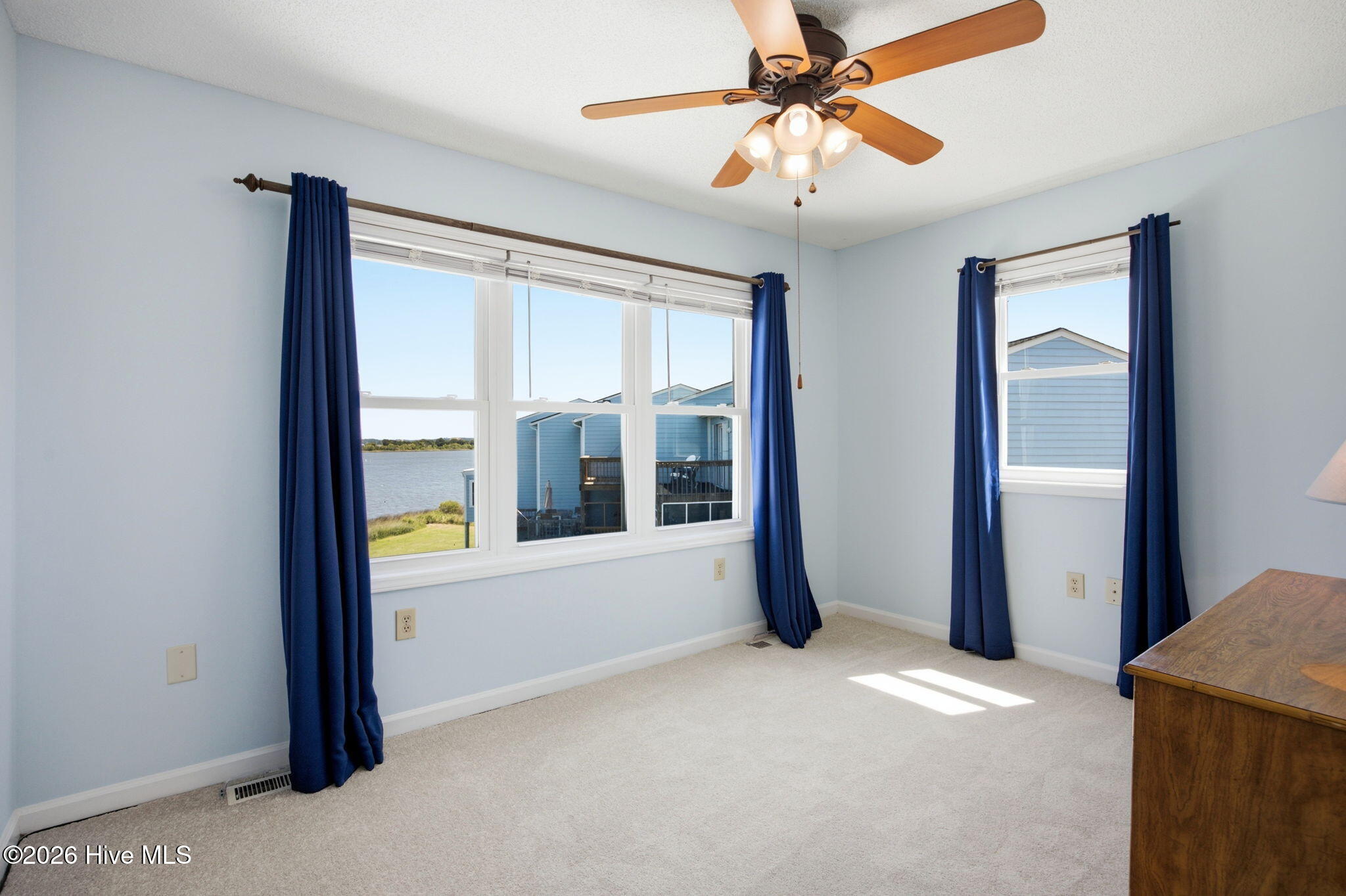 24 Bermuda Landing Place