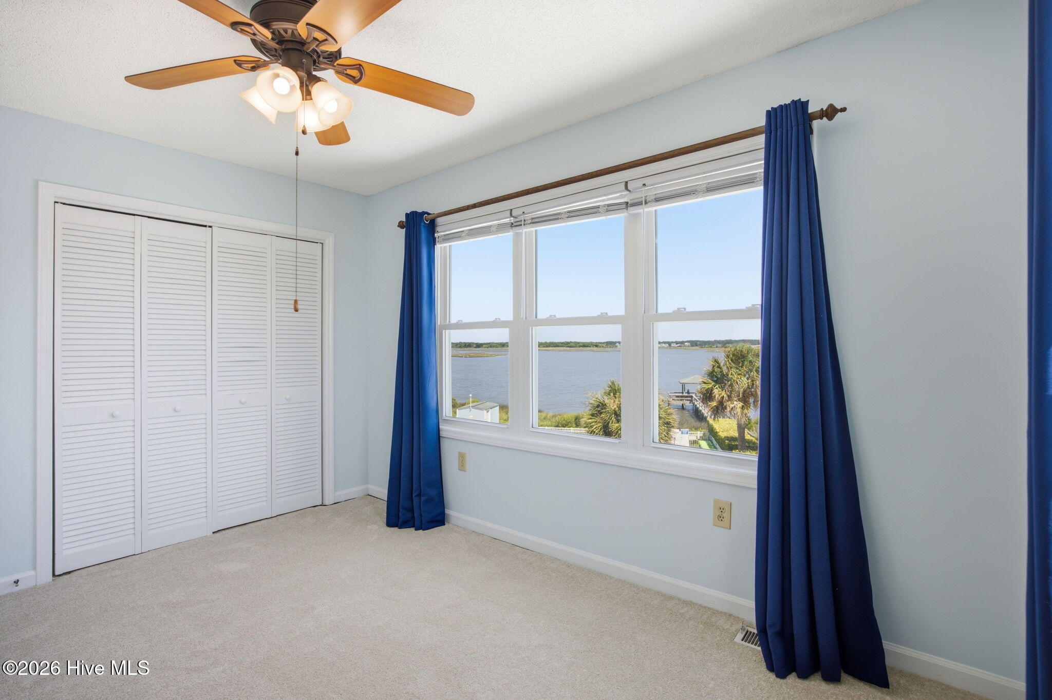 24 Bermuda Landing Place