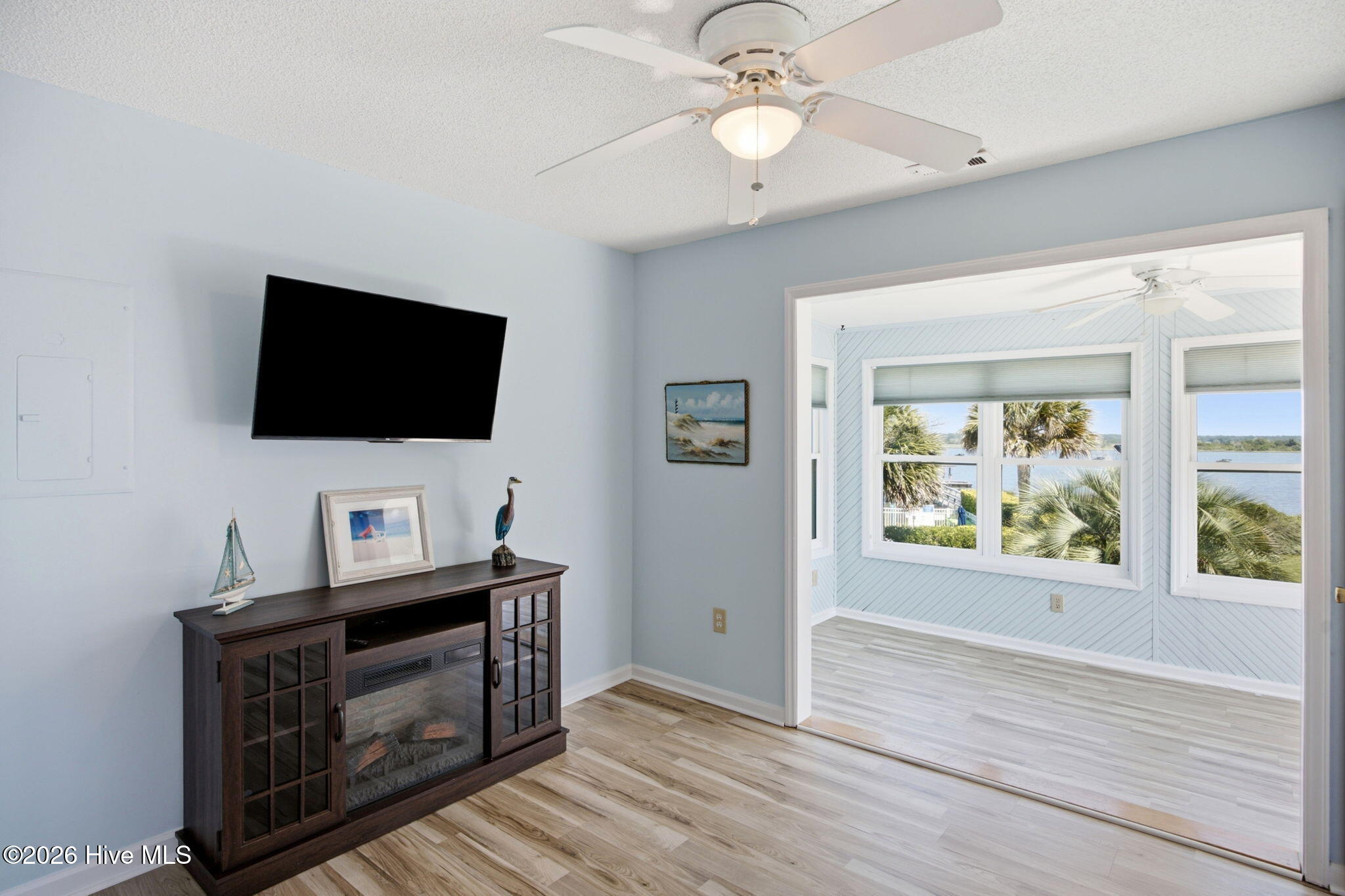 24 Bermuda Landing Place