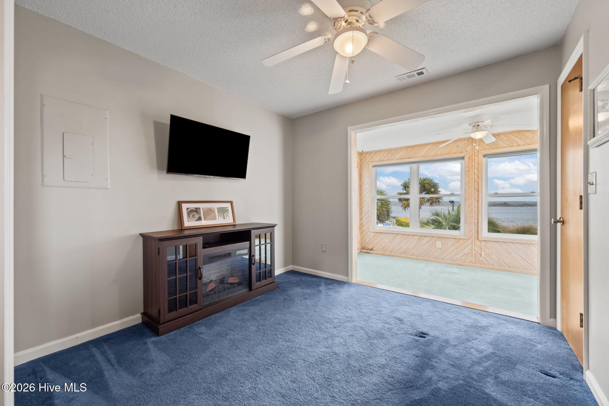 24 Bermuda Landing Place