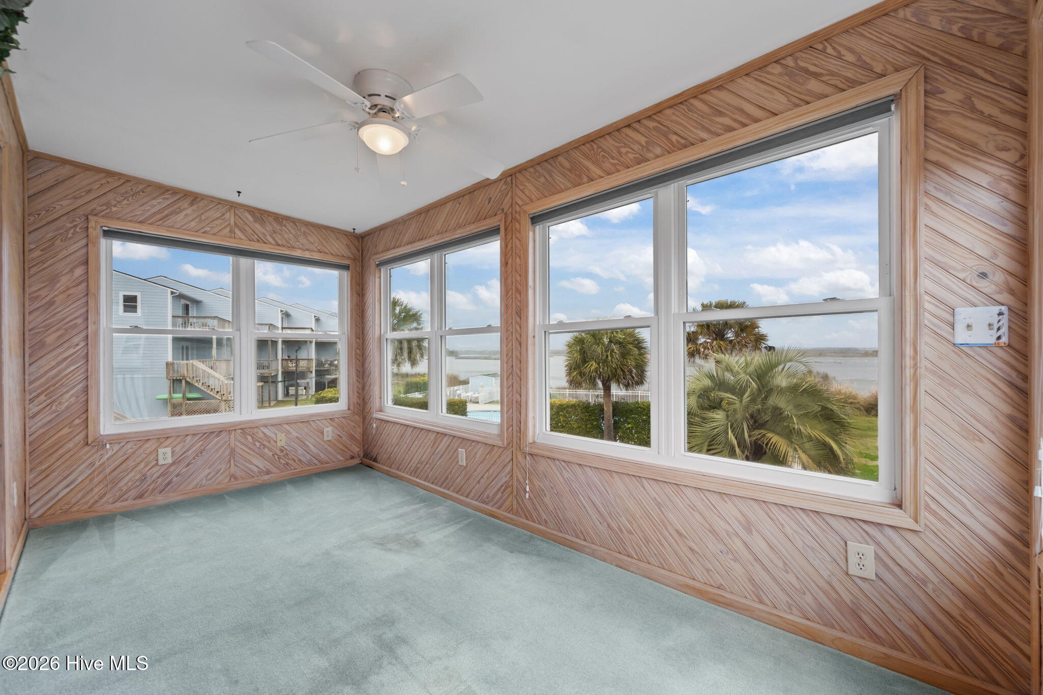 24 Bermuda Landing Place