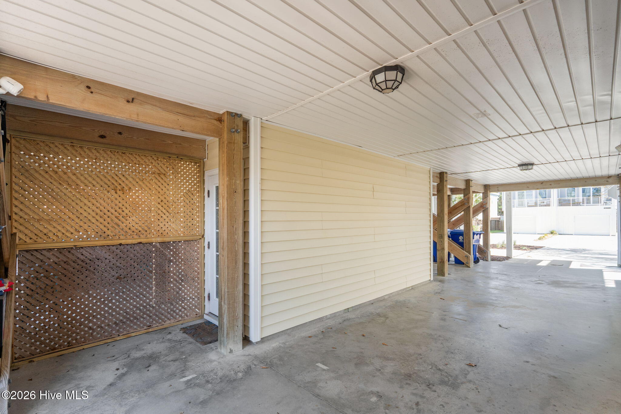 1612 Searay Lane Unit 2