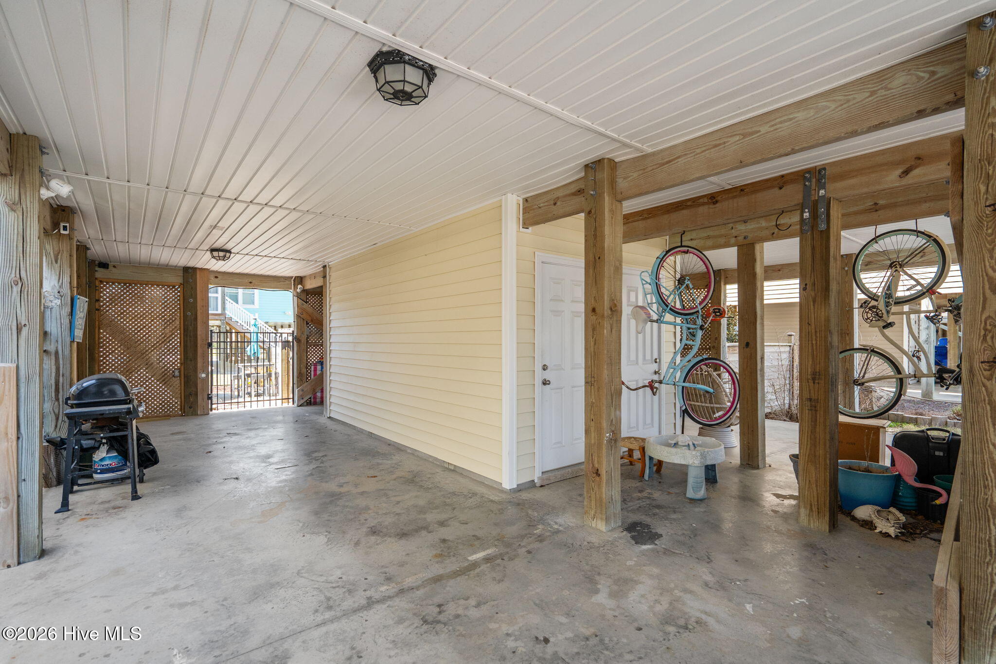 1612 Searay Lane Unit 2