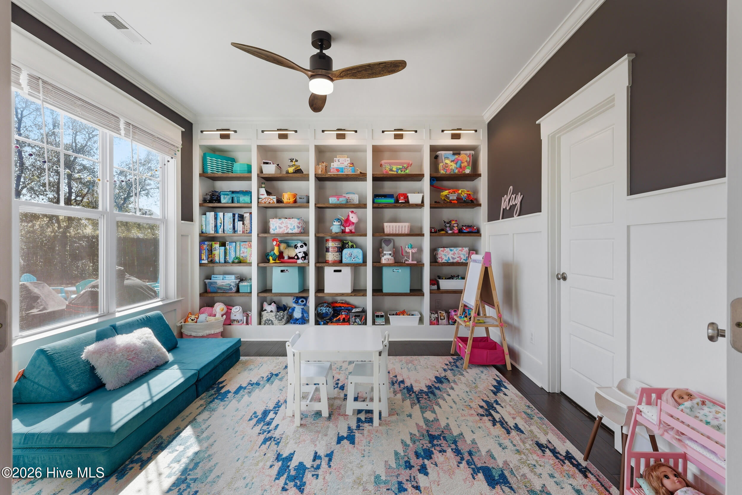 428 Catamaran Drive