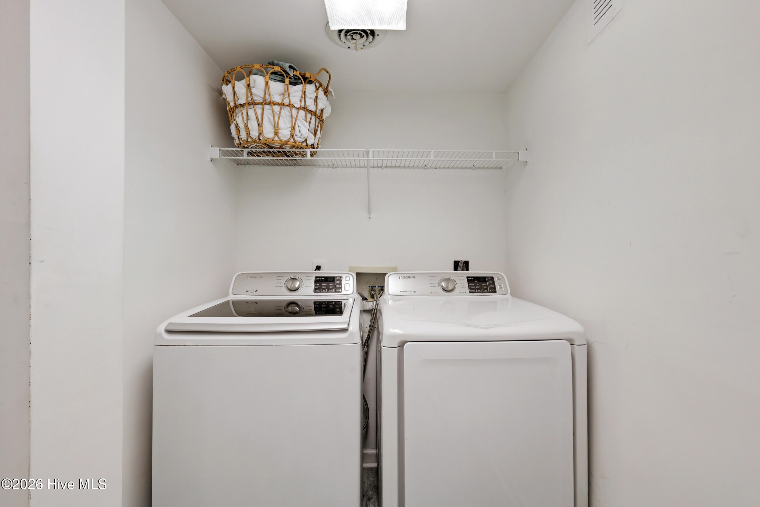 465 Fort Fisher Boulevard N