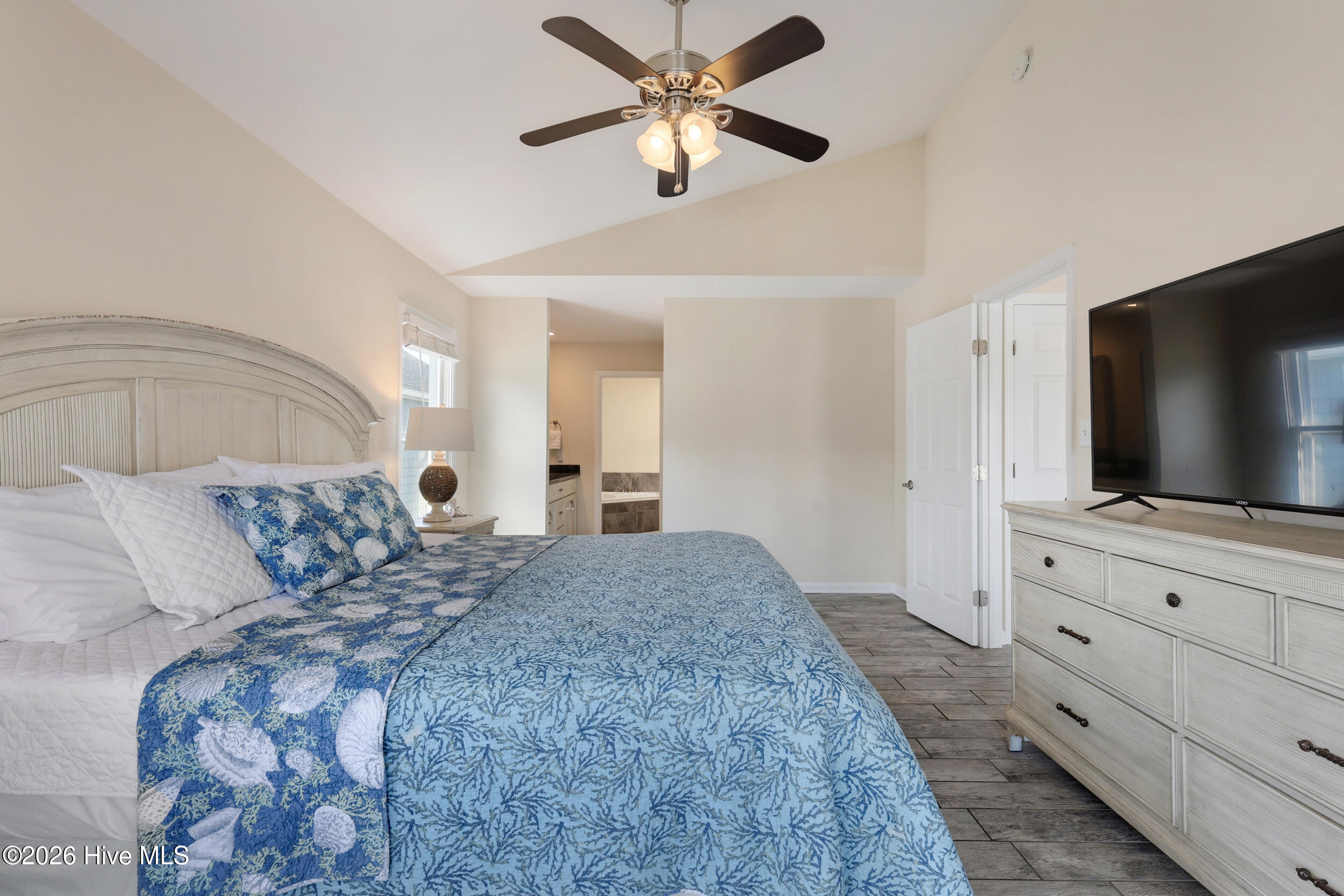 465 Fort Fisher Boulevard N