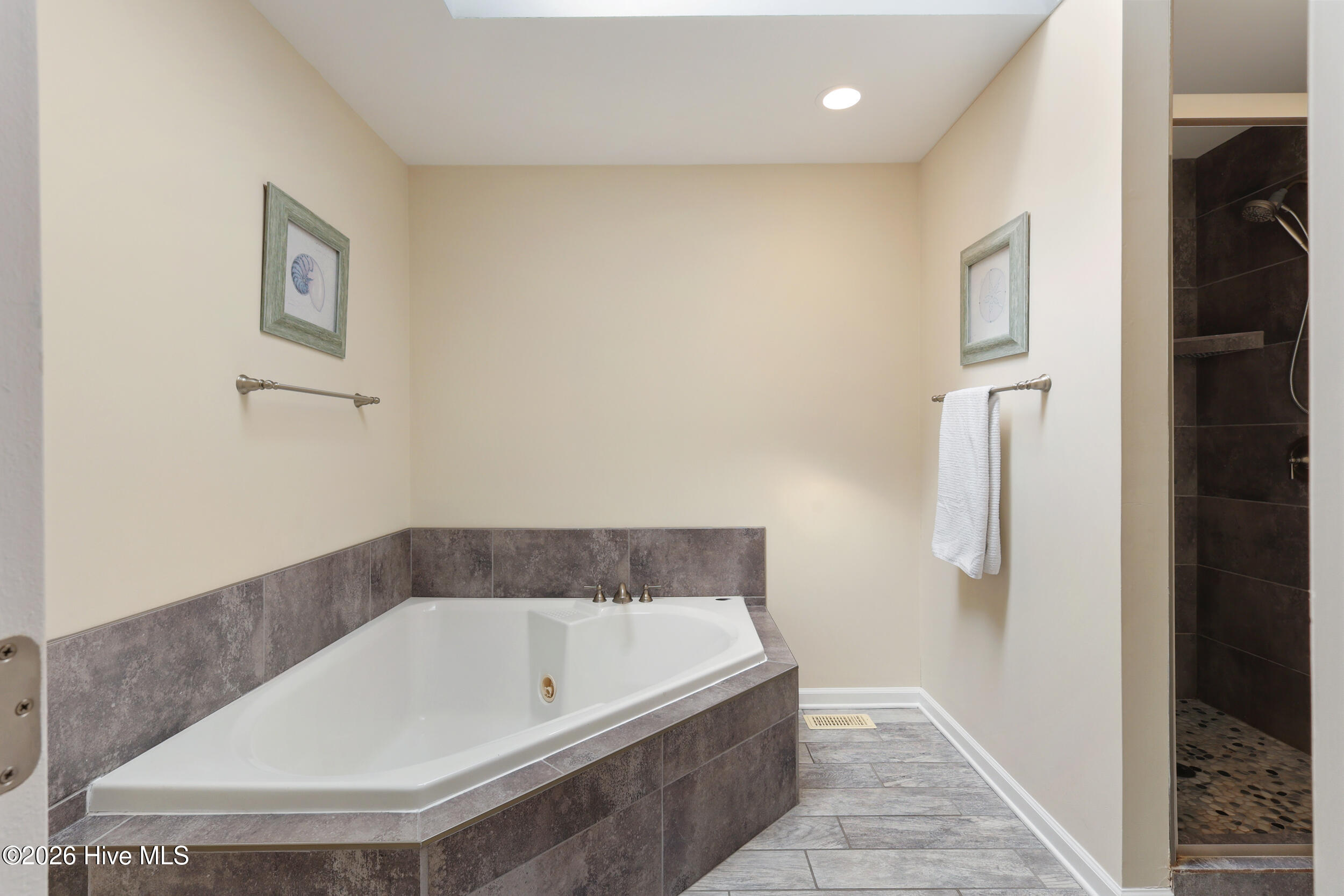 465 Fort Fisher Boulevard N