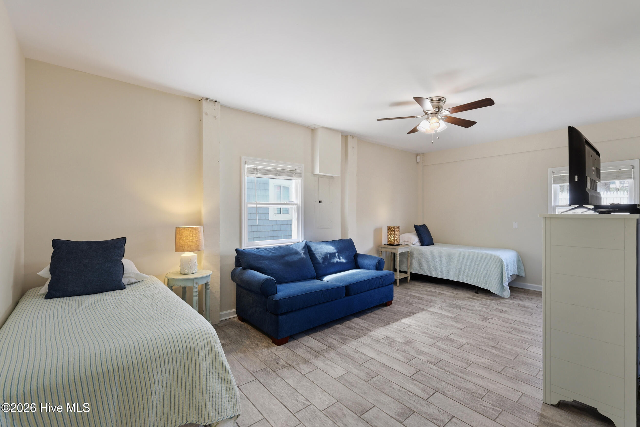 465 Fort Fisher Boulevard N