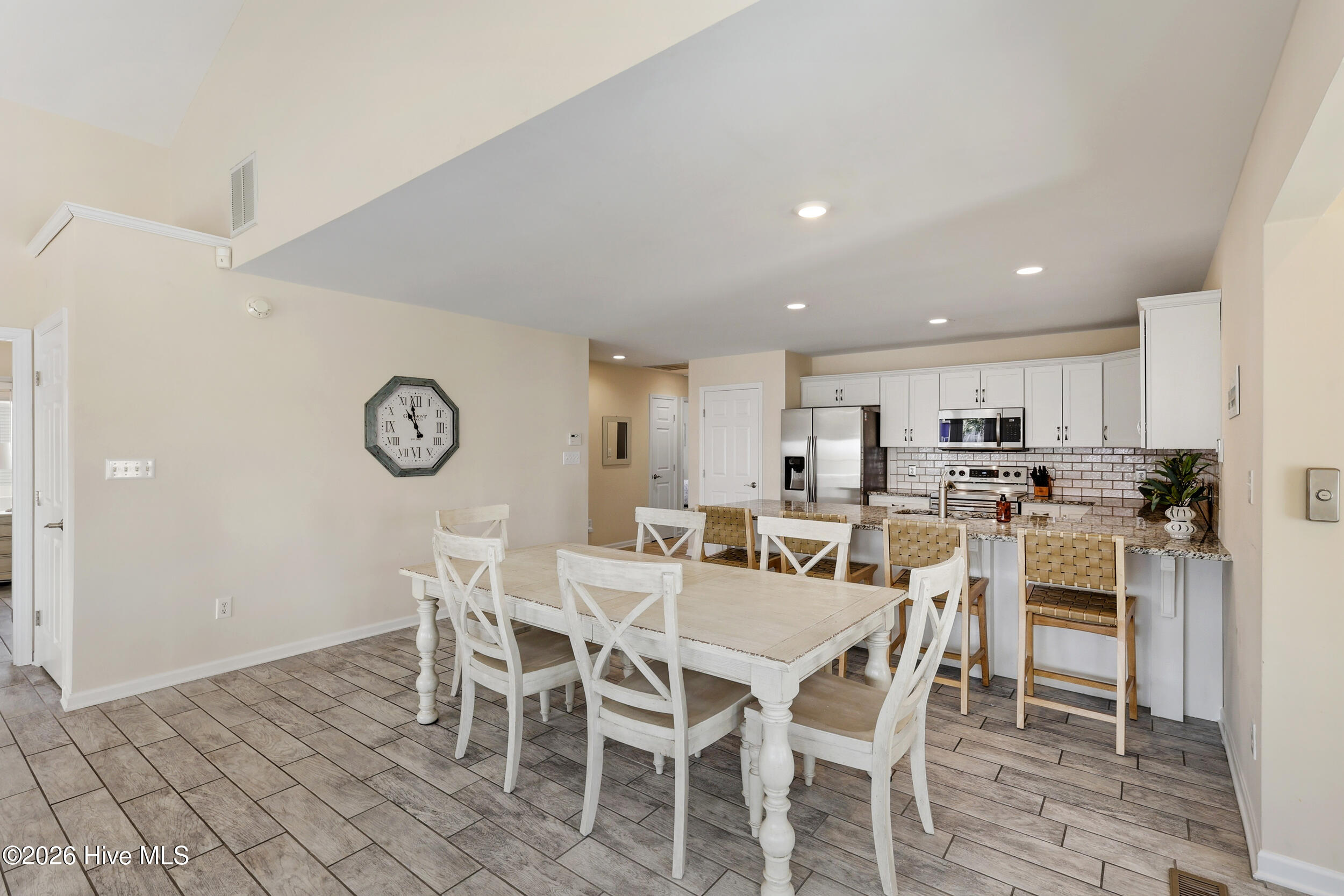 465 Fort Fisher Boulevard N