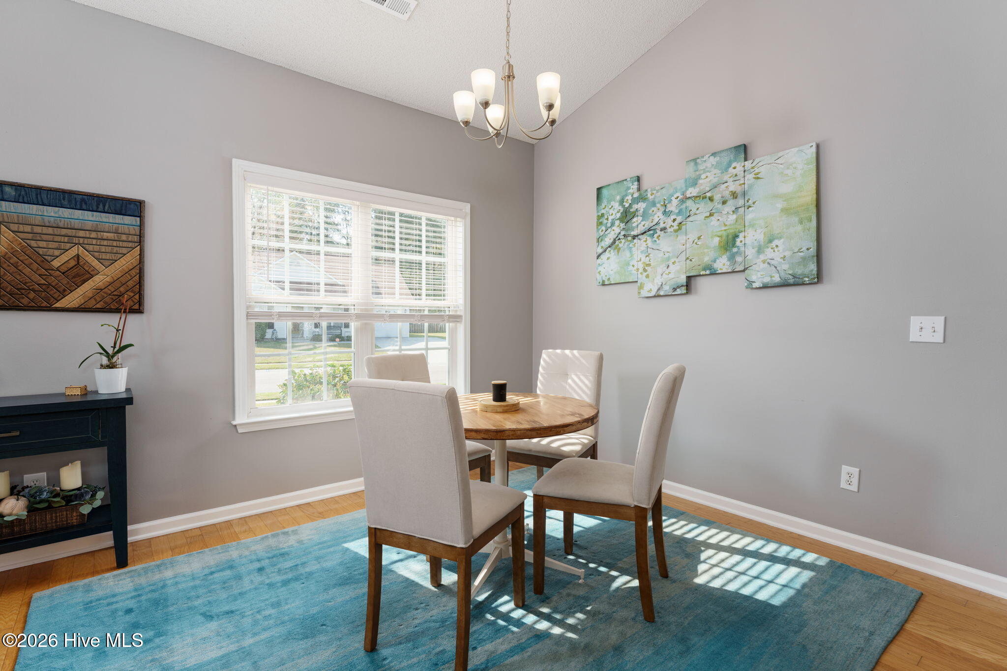 1112 Ashcroft Drive NE