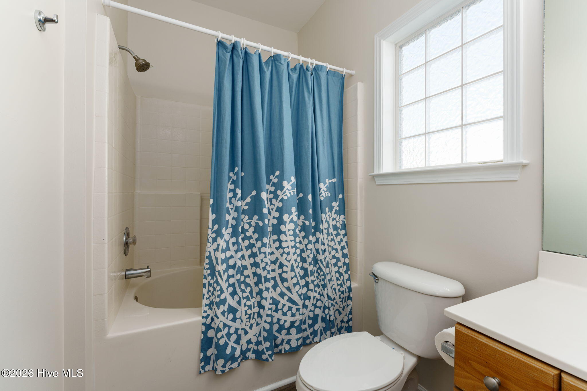 1112 Ashcroft Drive NE