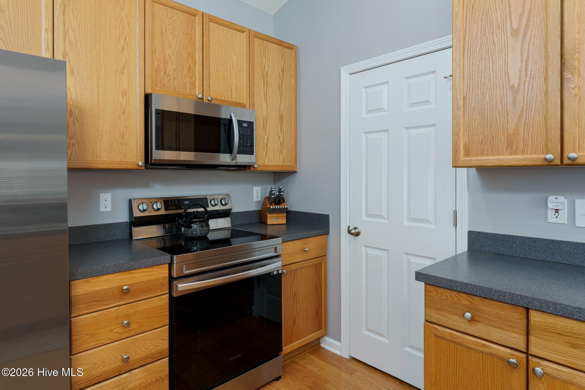 1112 Ashcroft Drive NE