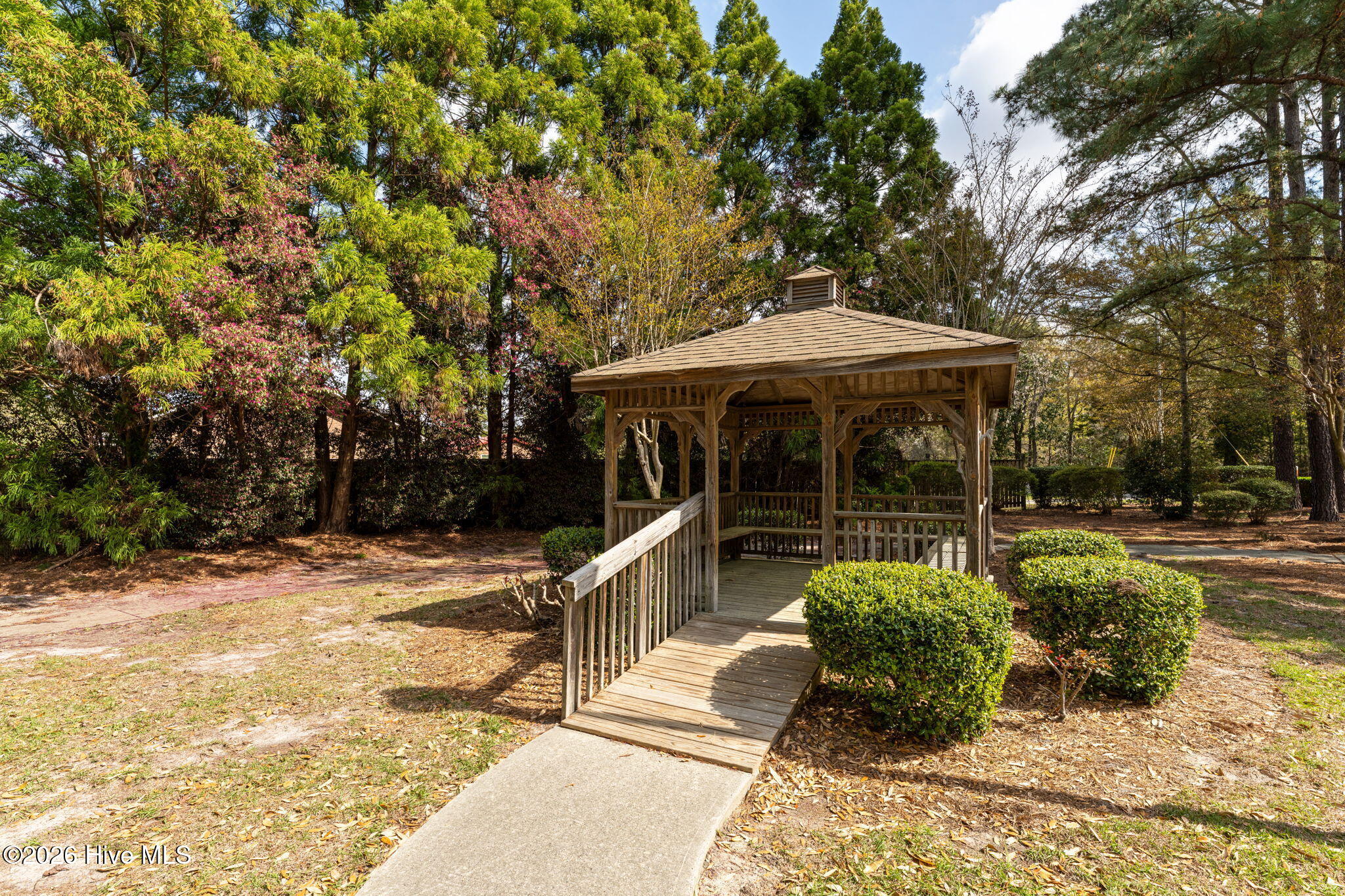 1112 Ashcroft Drive NE