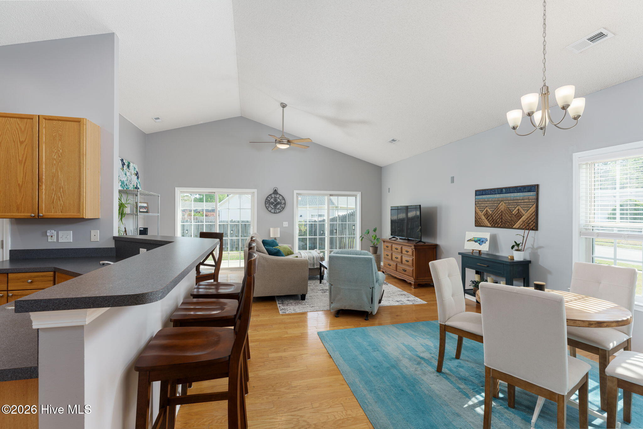 1112 Ashcroft Drive NE