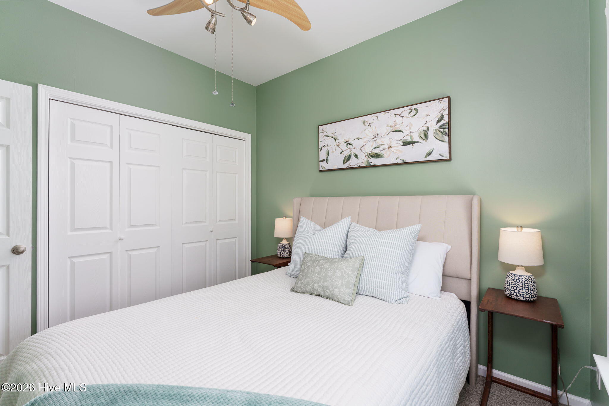 1112 Ashcroft Drive NE