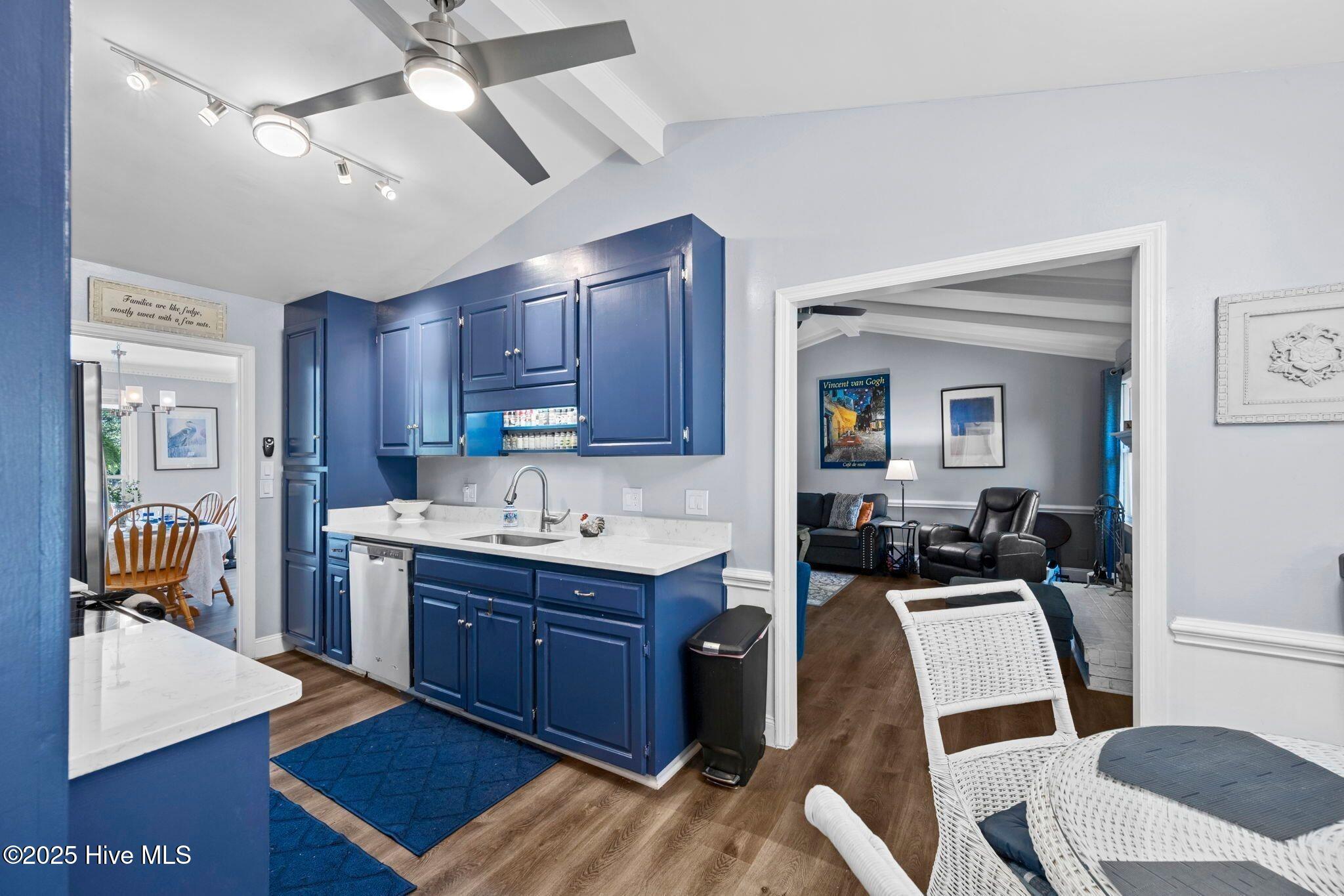 305 Pioneer Court
