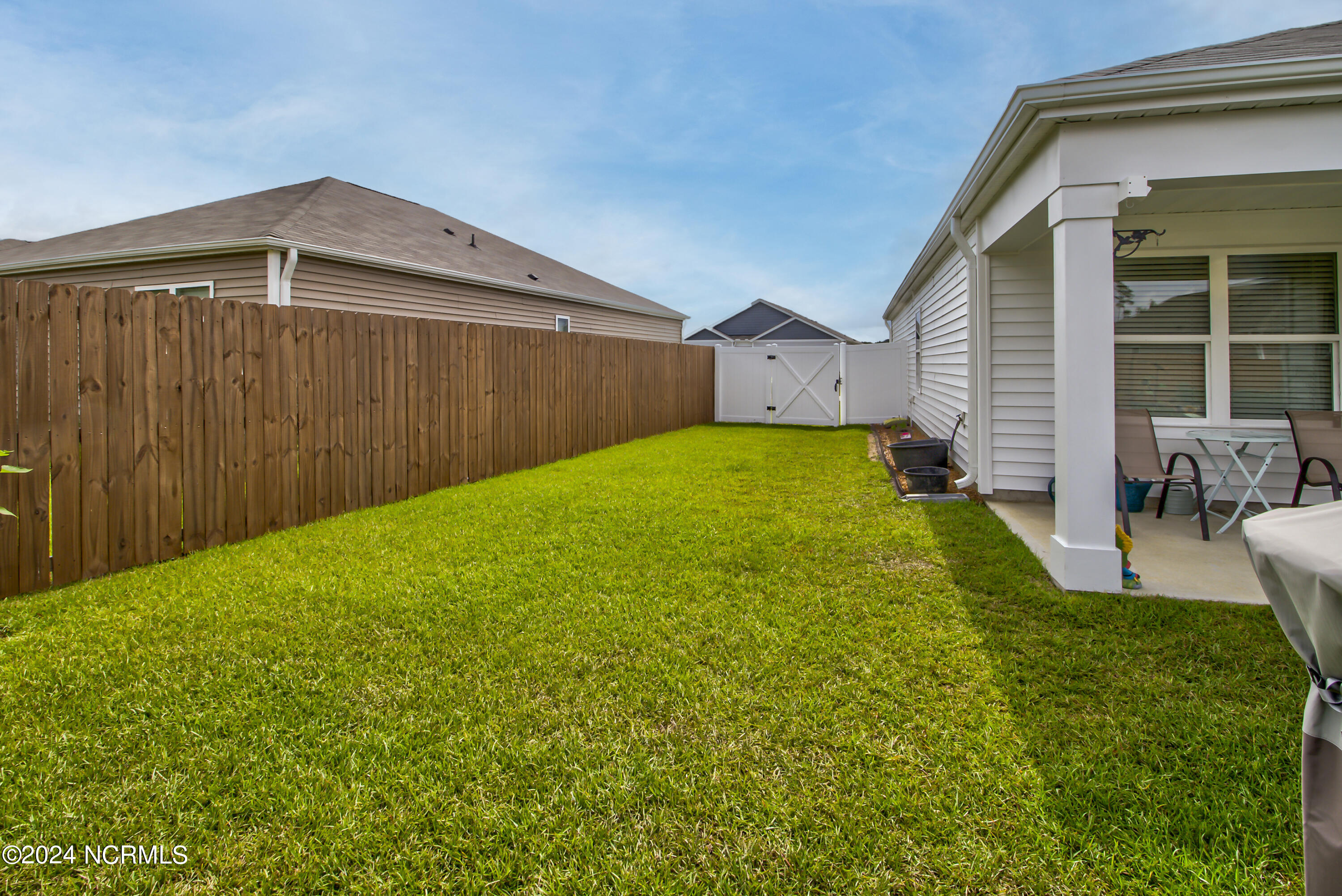 1720 Whooping Crane Drive NE