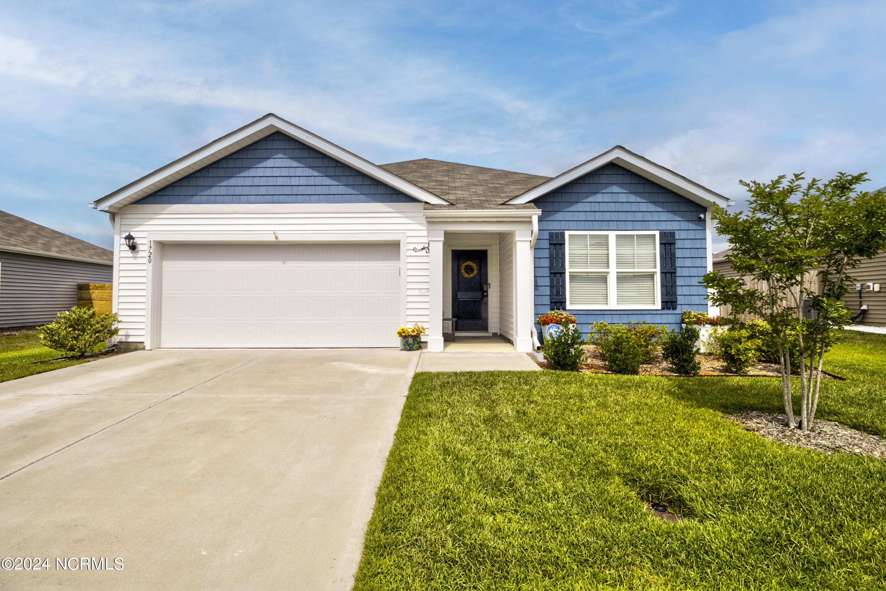 1720 Whooping Crane Drive NE