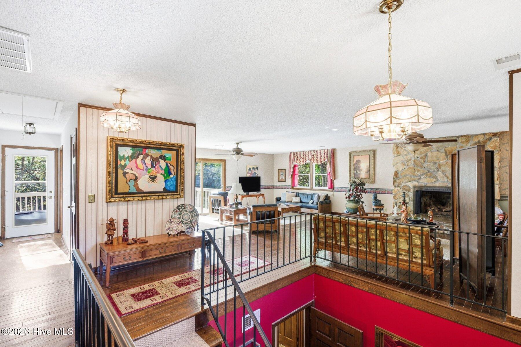 130 Cliffside Drive