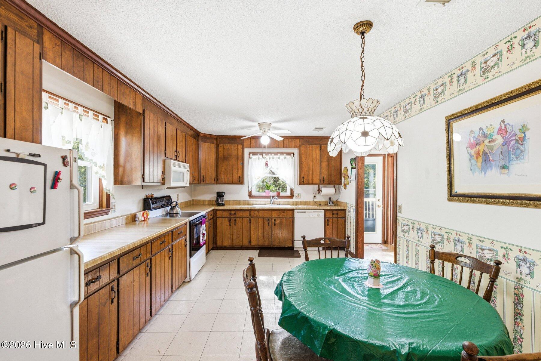 130 Cliffside Drive