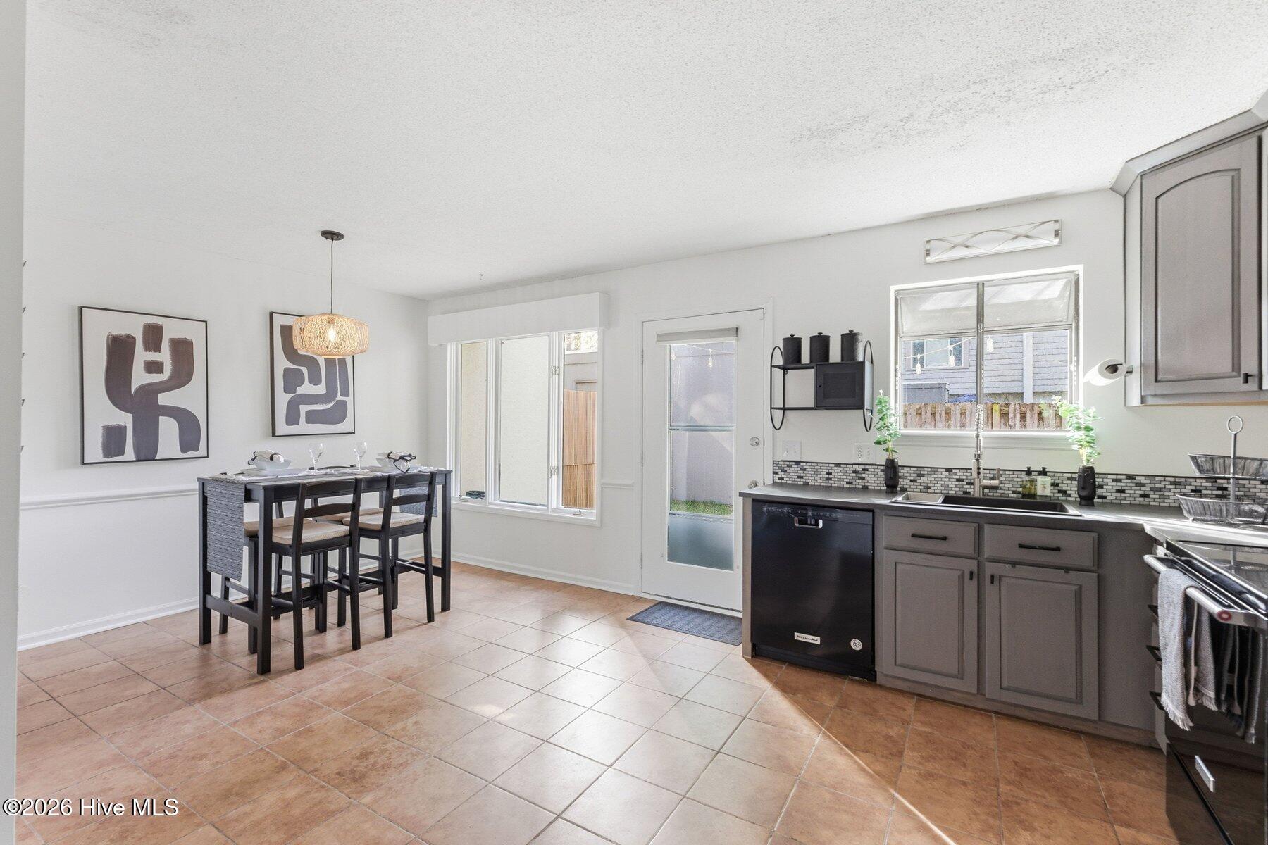 430 Cobblestone Drive