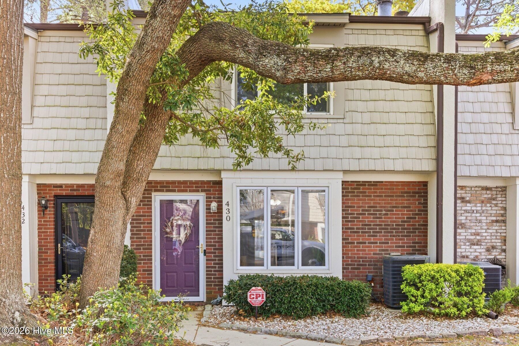 430 Cobblestone Drive
