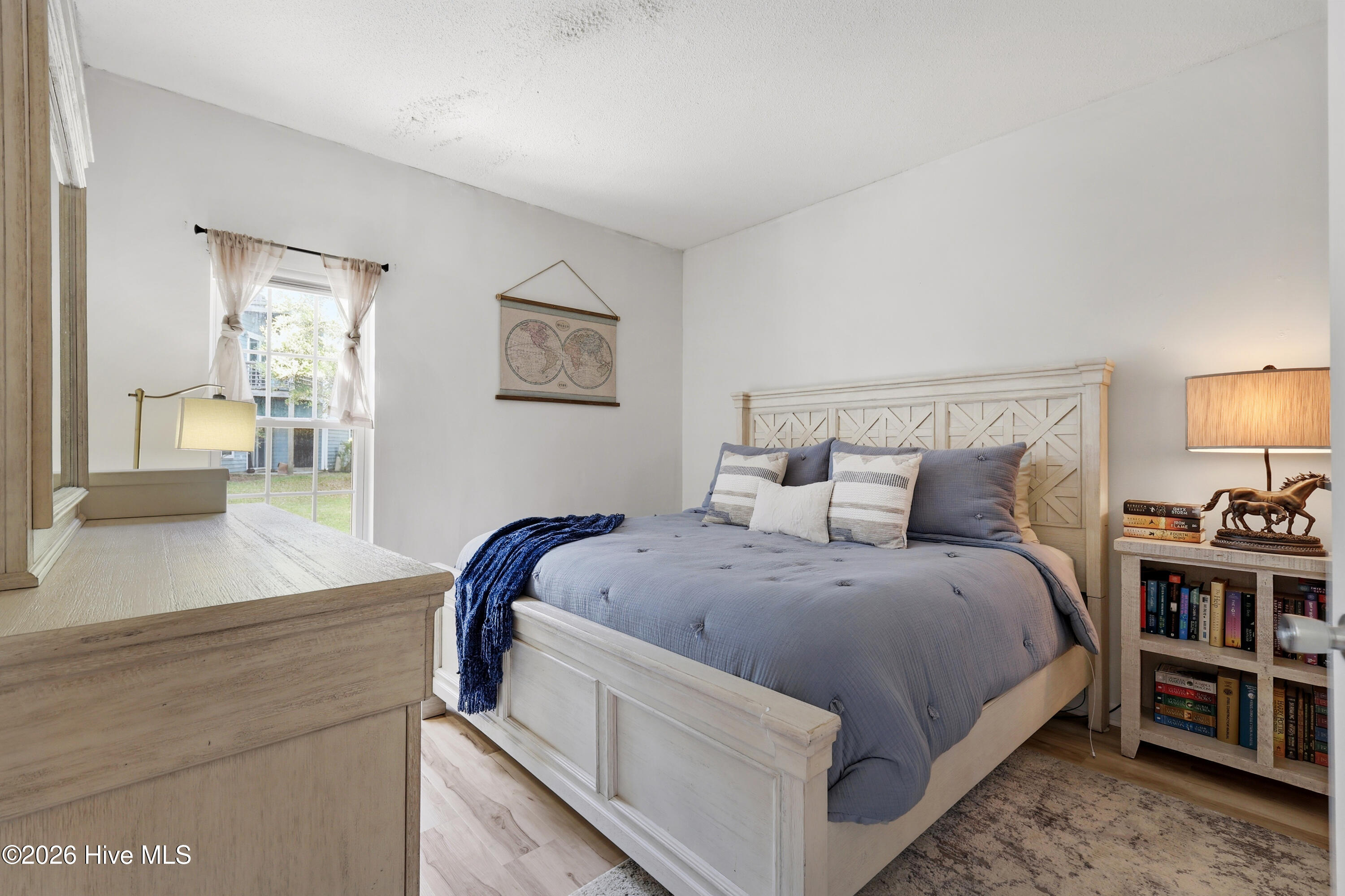 4230 Wilshire Boulevard Apt 104