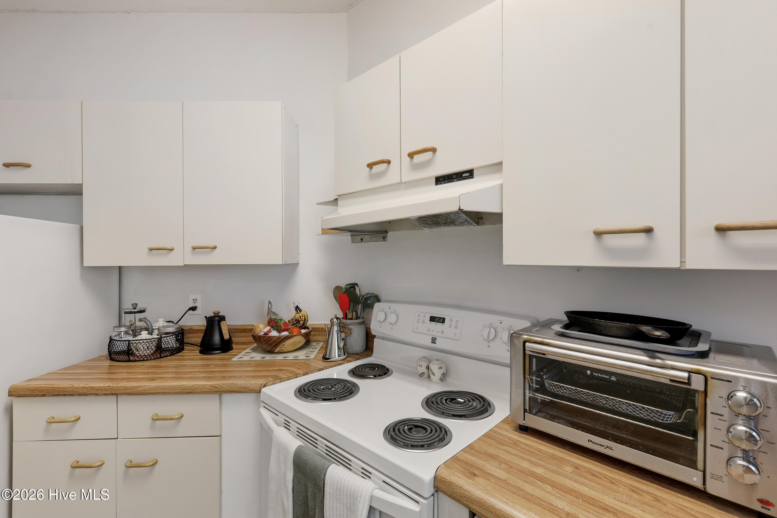 4230 Wilshire Boulevard Apt 104