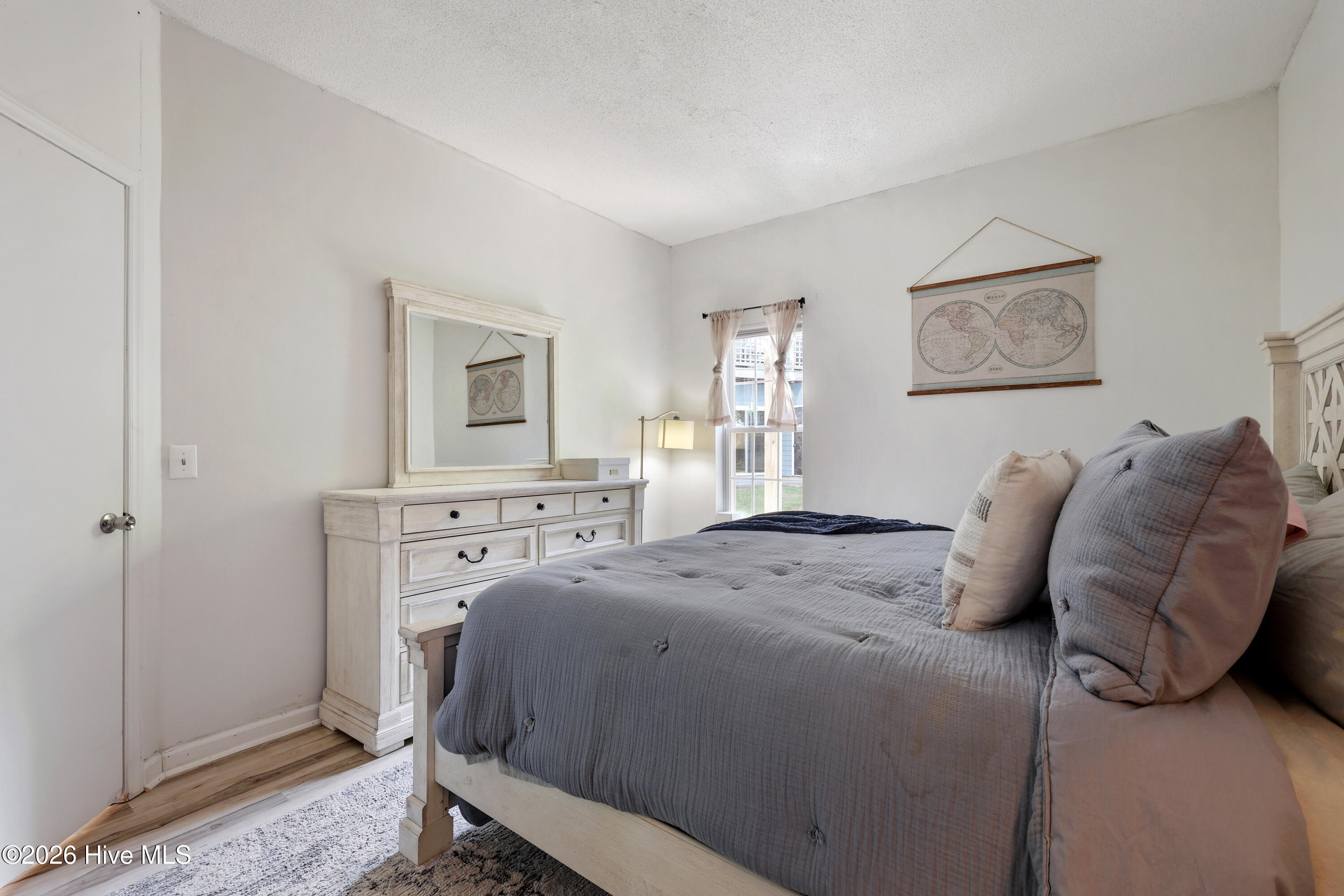 4230 Wilshire Boulevard Apt 104