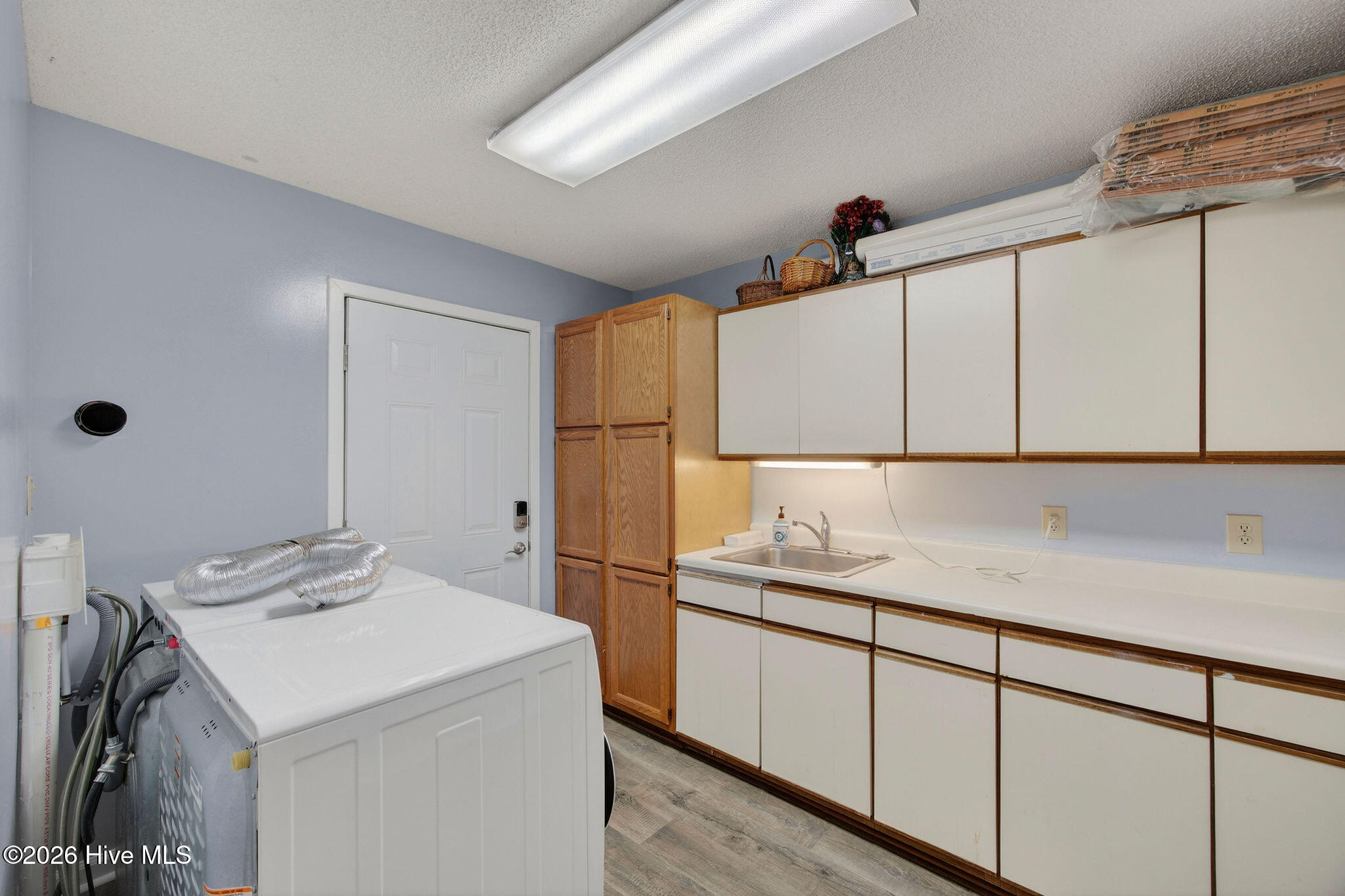 108 N Kerr Avenue H1