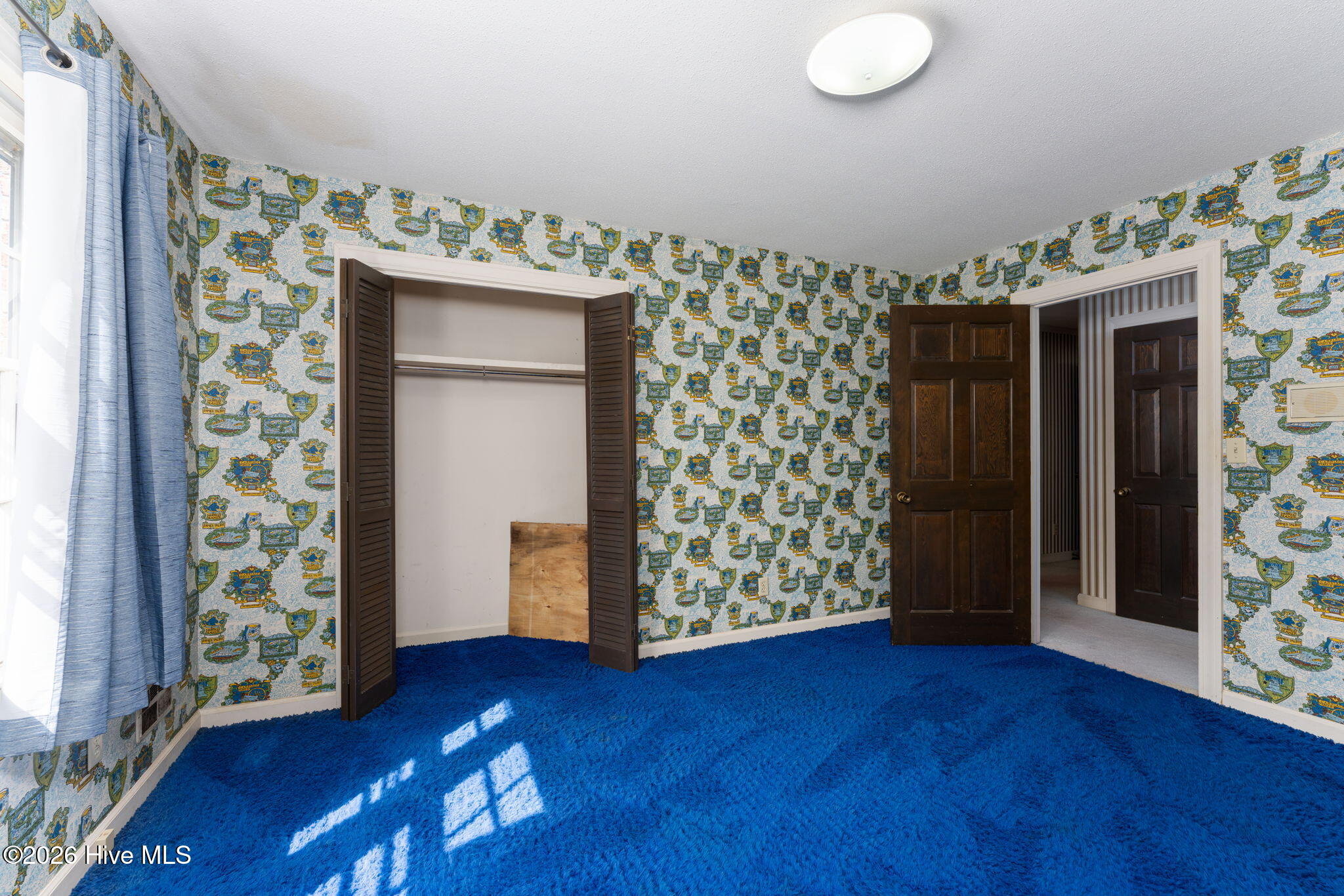 913 Robert E Lee Drive