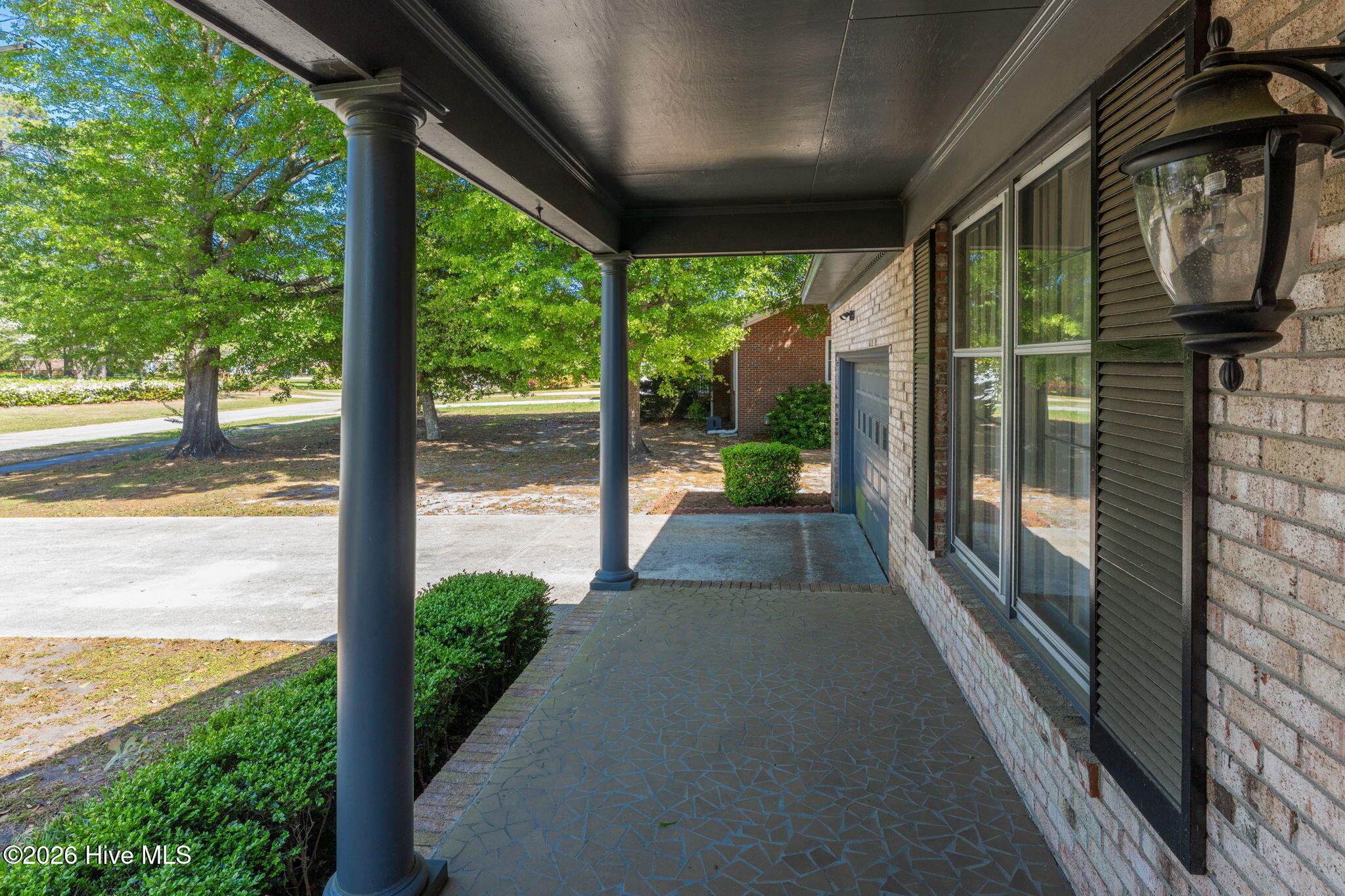 913 Robert E Lee Drive