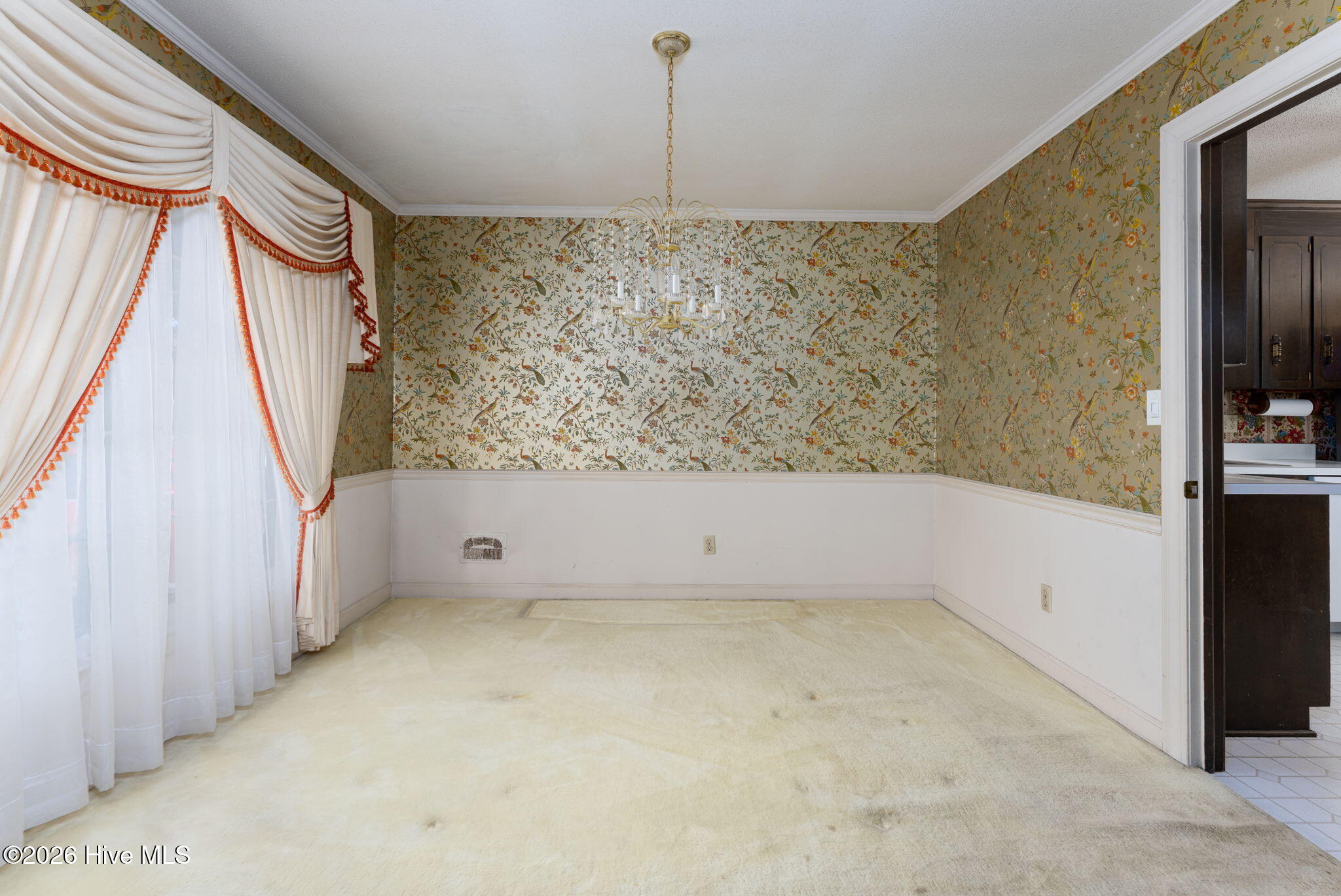 913 Robert E Lee Drive