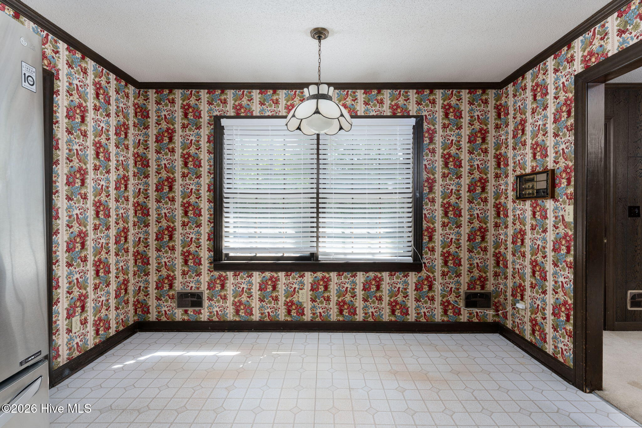 913 Robert E Lee Drive