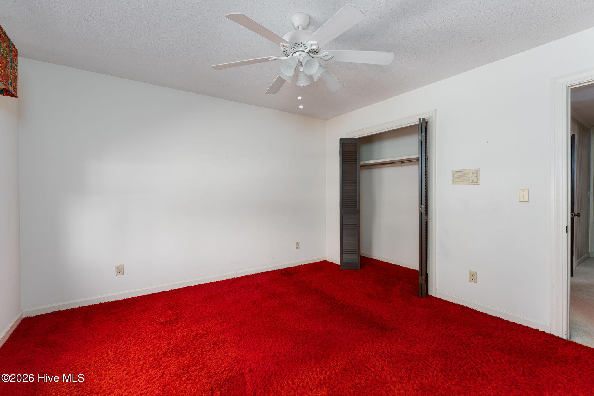 913 Robert E Lee Drive