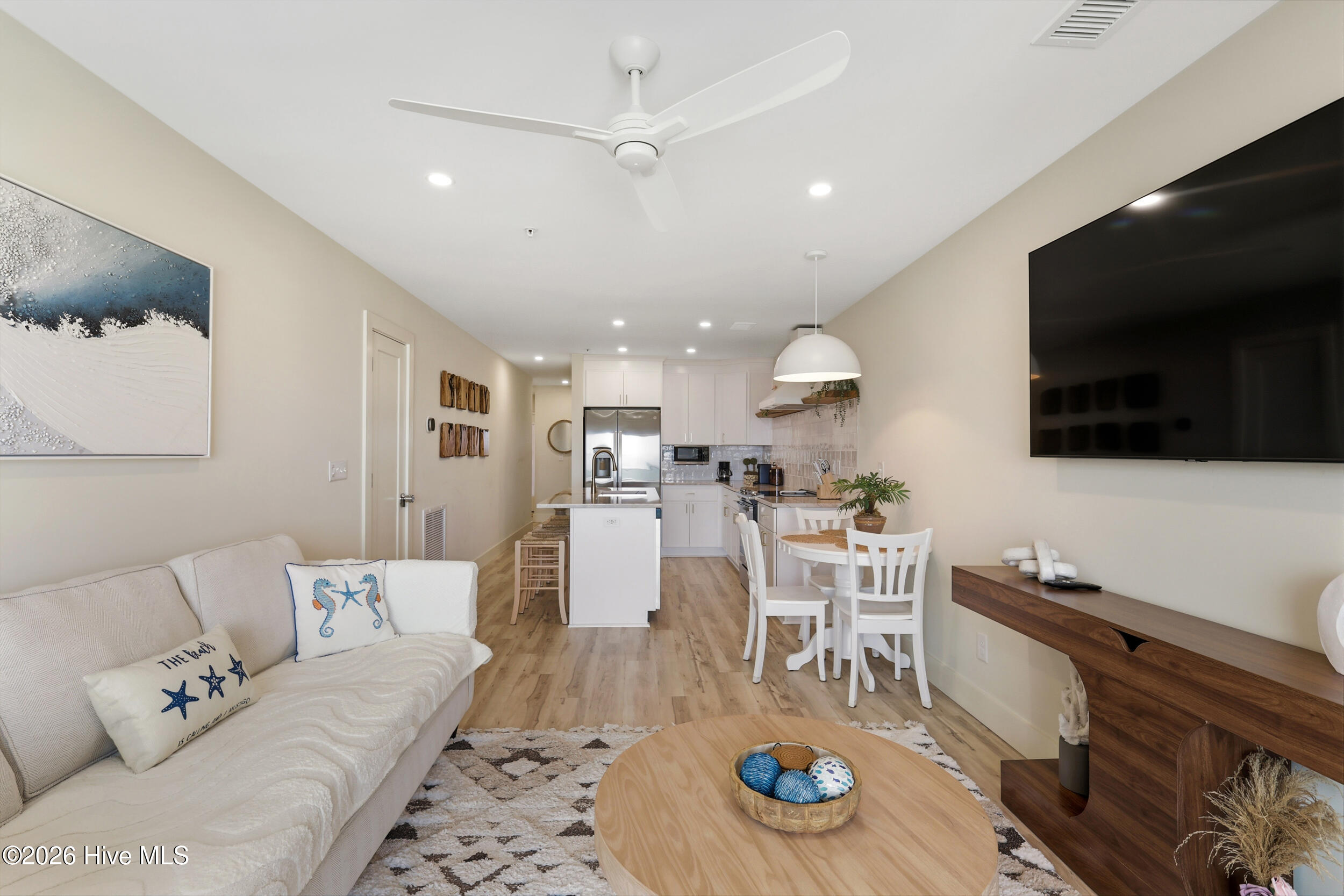 1800 Canal Drive Unit 305
